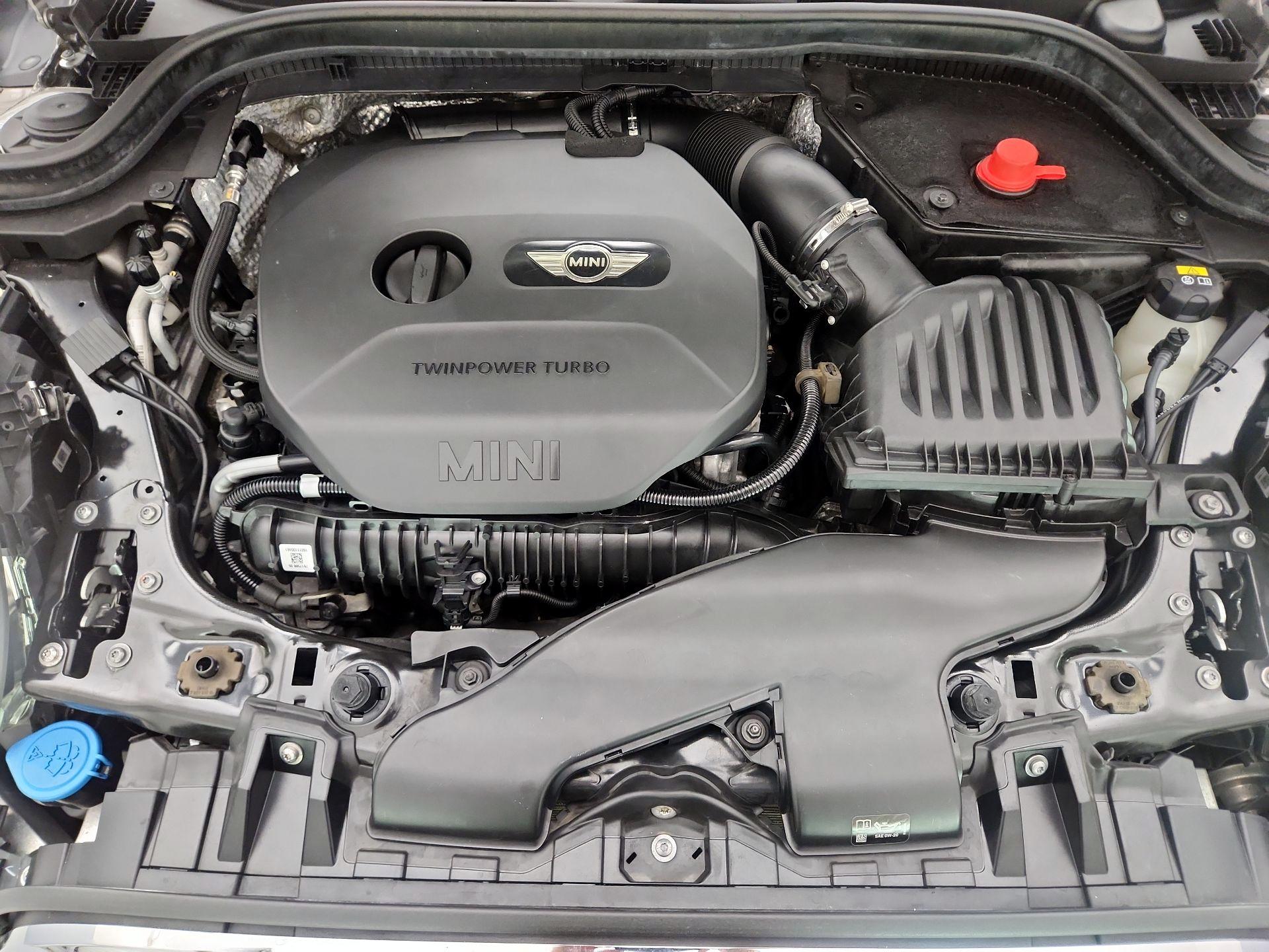 Thumbnail: 2016 MINI Cooper - 18