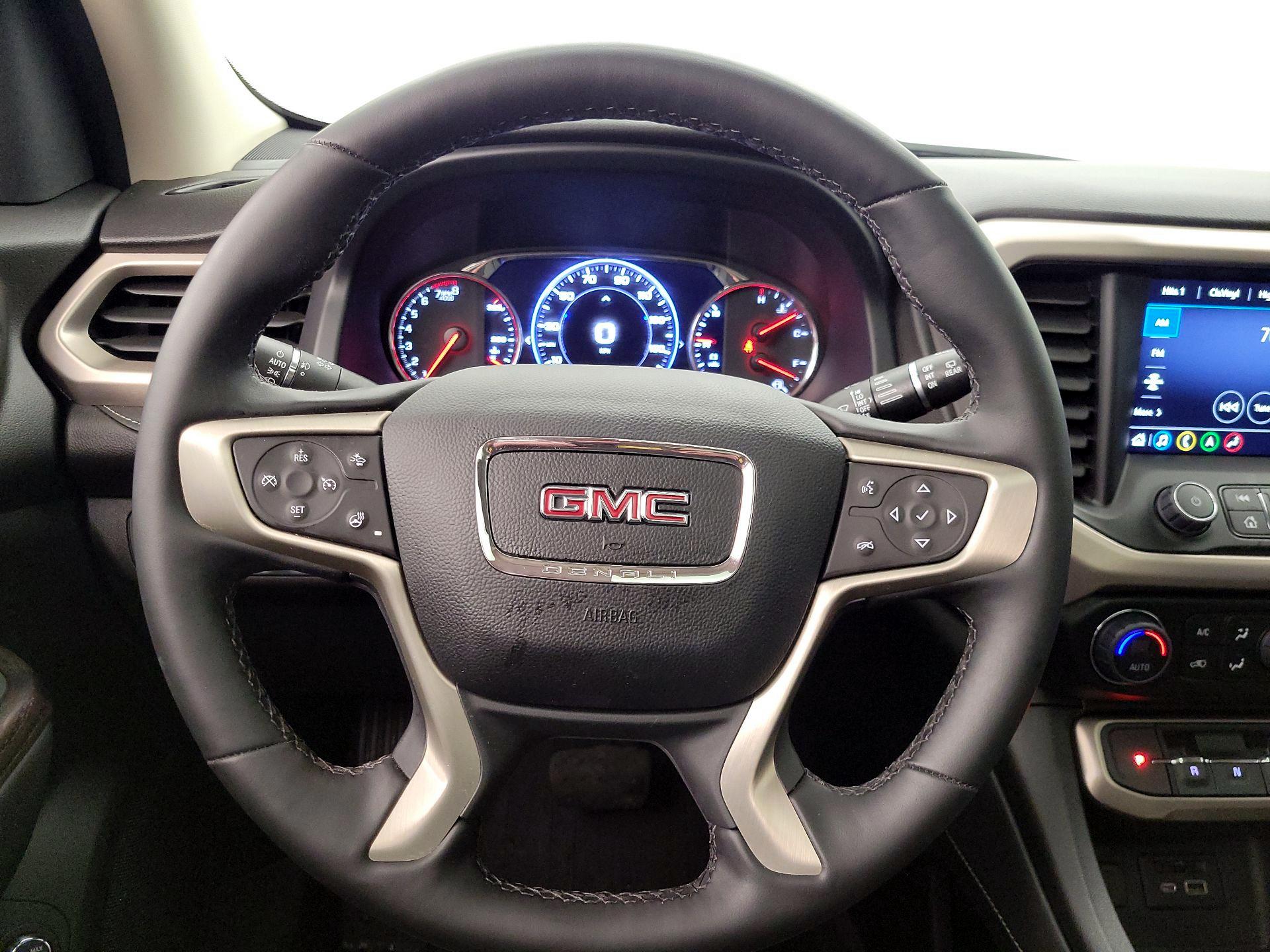 Thumbnail: 2023 GMC Acadia - 10