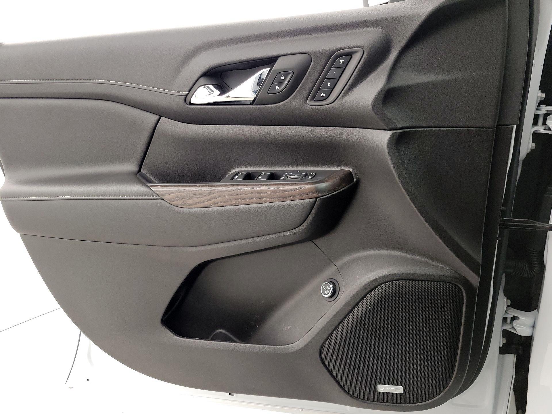 Thumbnail: 2023 GMC Acadia - 12