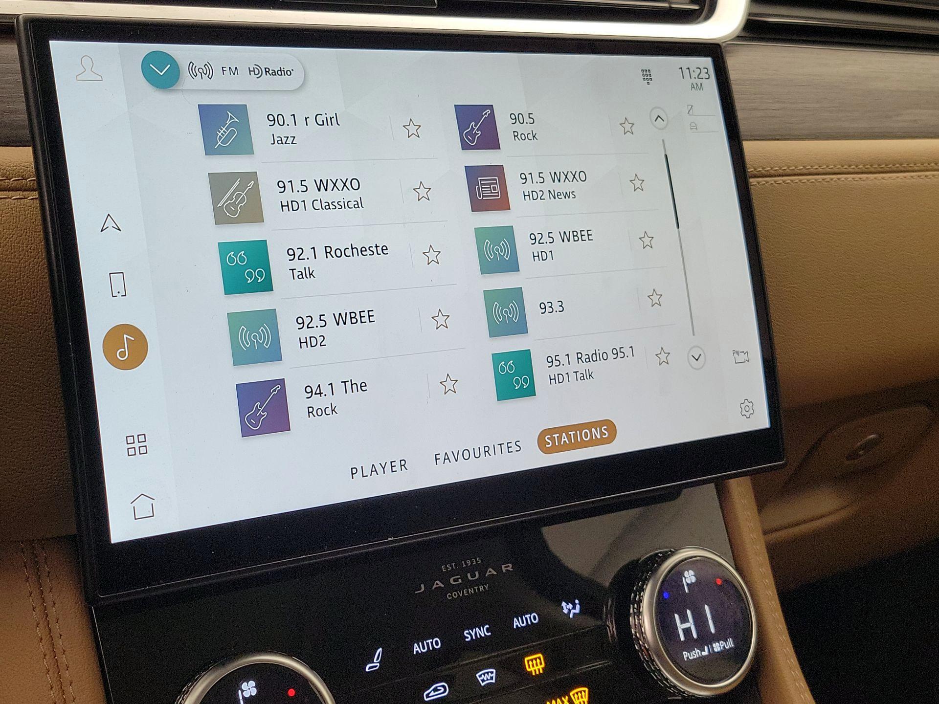 Thumbnail: 2022 Jaguar F-Pace - 16