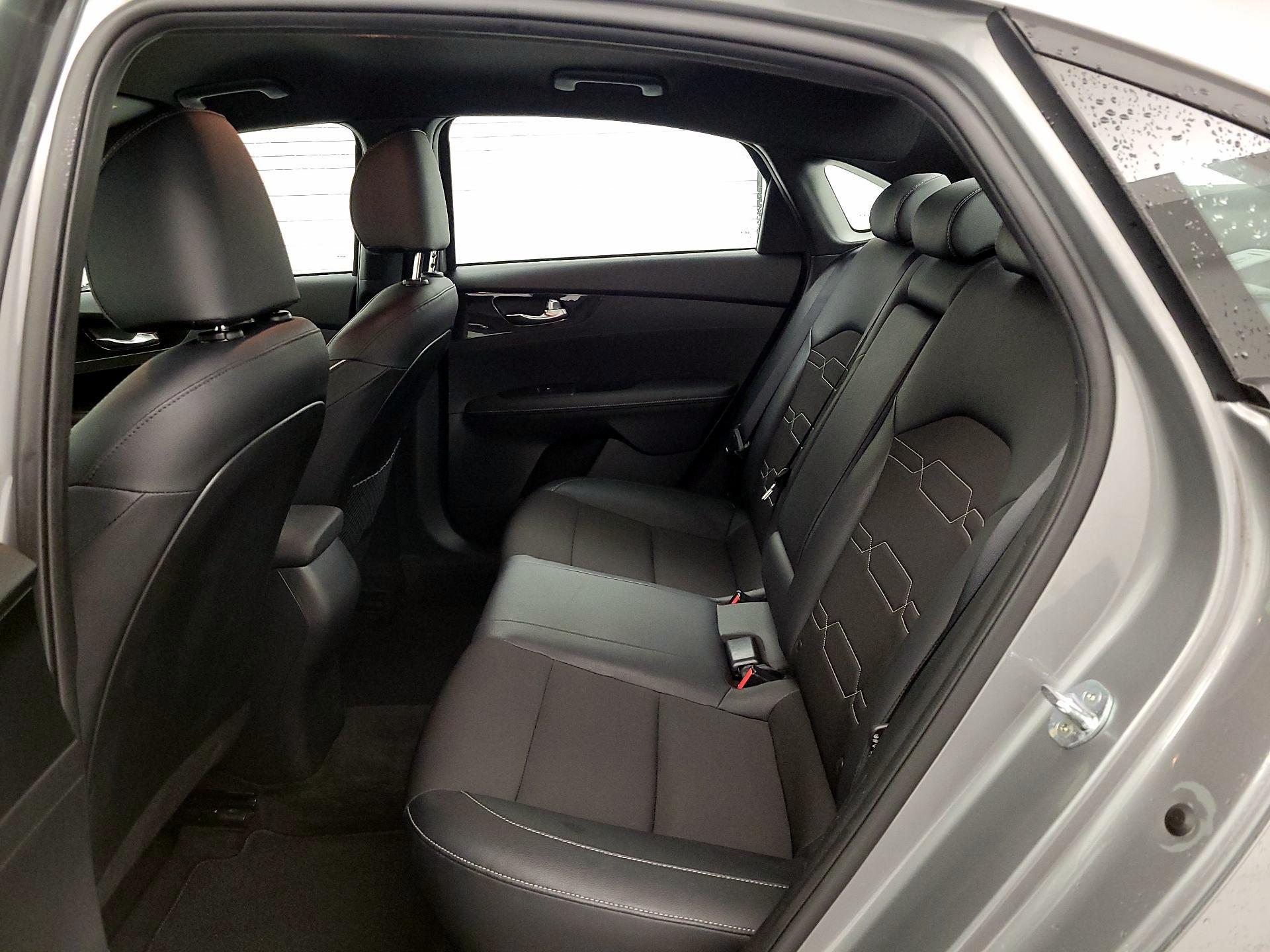 Thumbnail: 2022 Kia Forte - 19