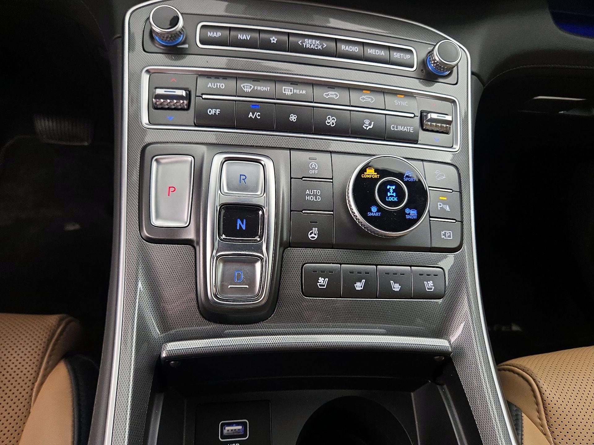 Thumbnail: 2023 Hyundai Santa Fe - 18