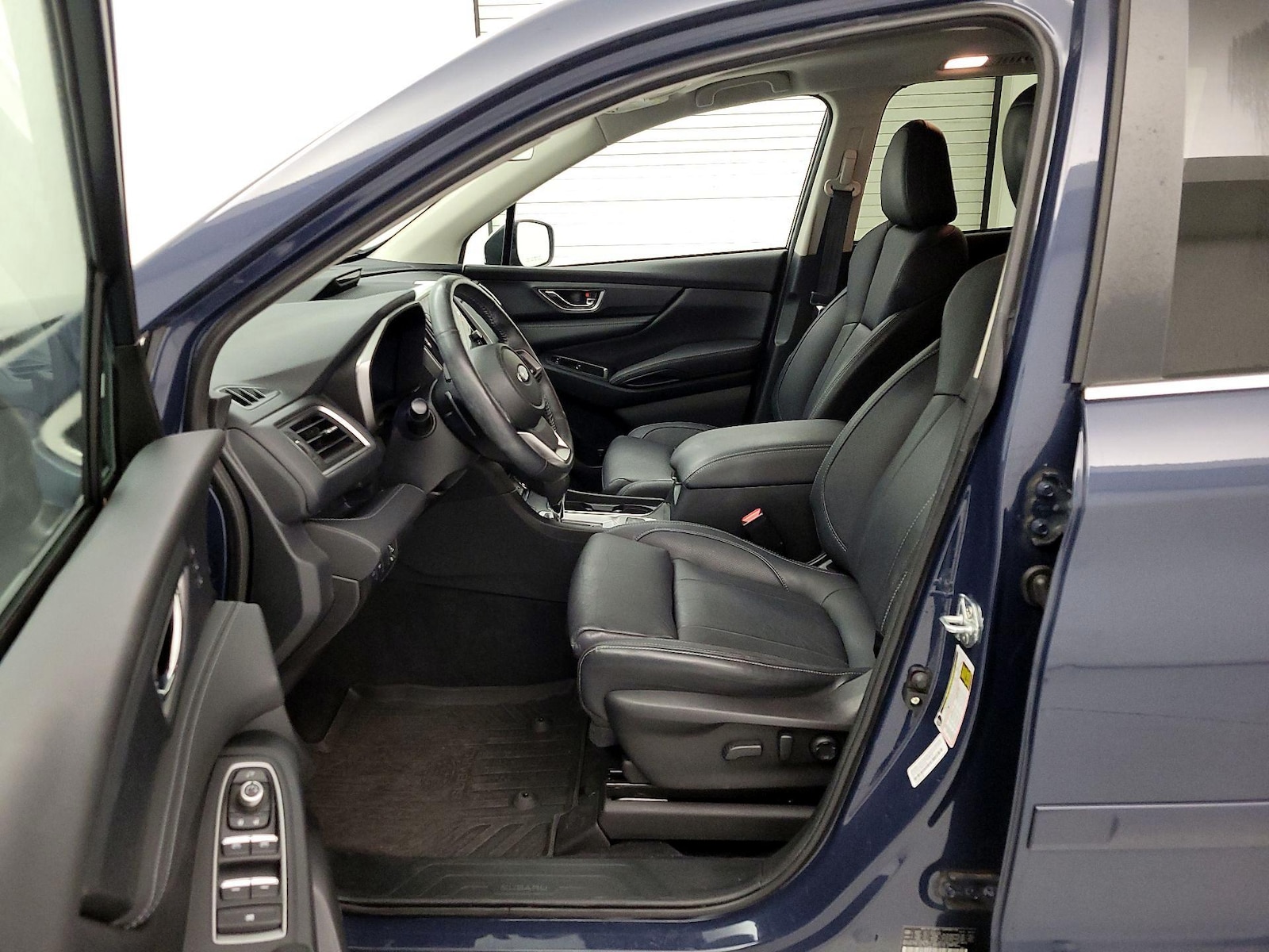 2023 Subaru Ascent Limited - Photo 12