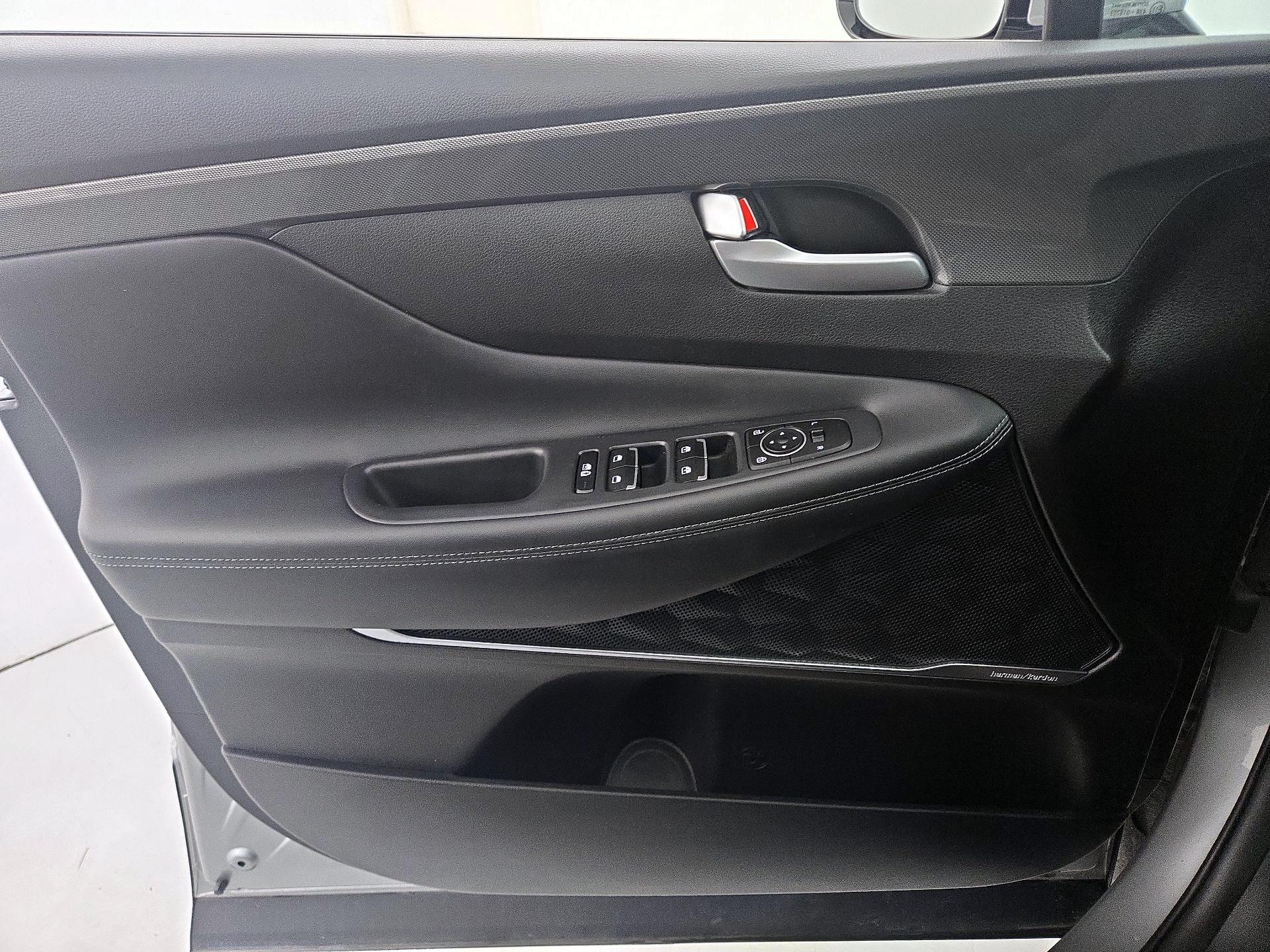 Thumbnail: 2023 Hyundai Santa Fe - 12