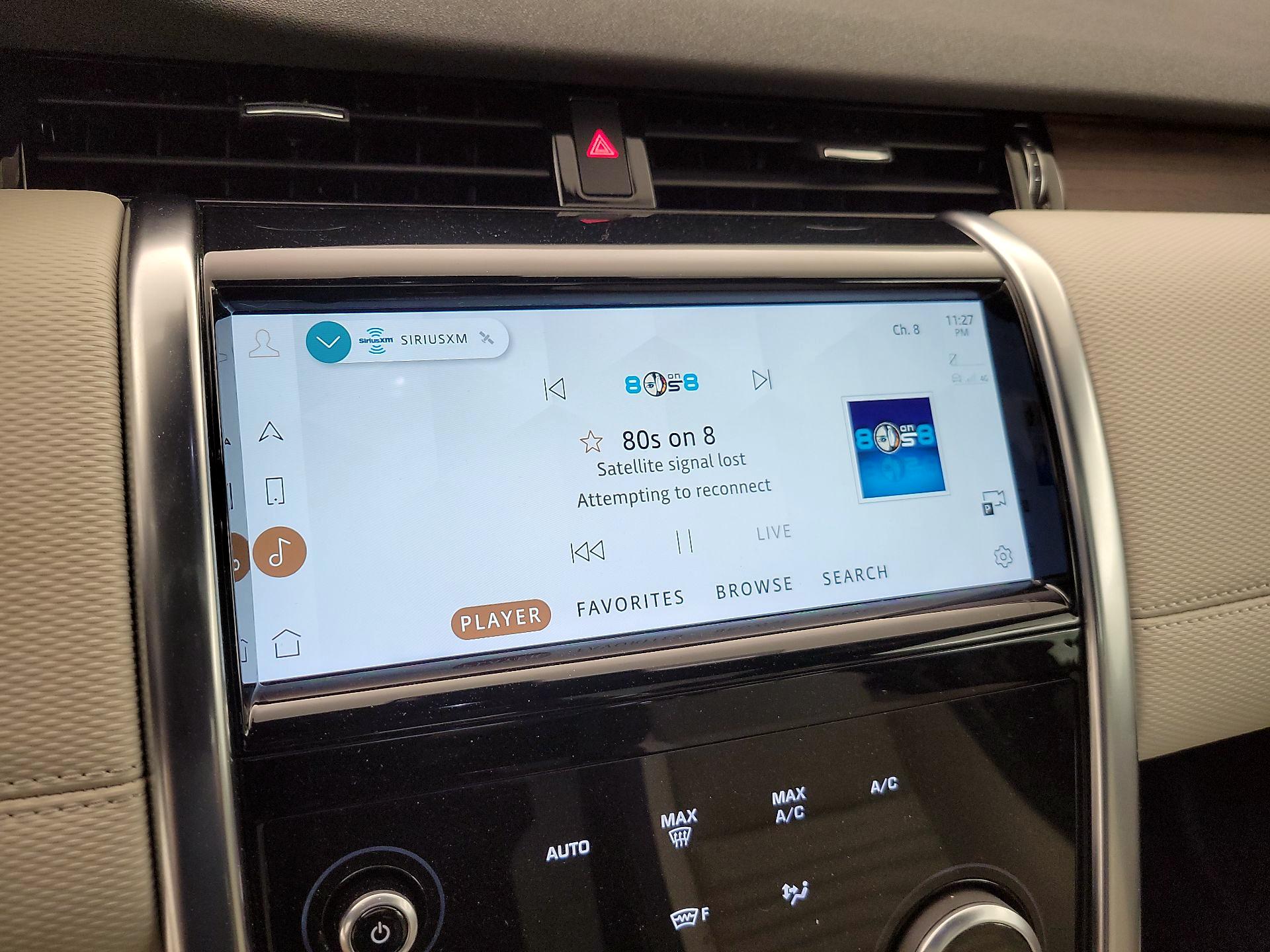 Thumbnail: 2021 Land Rover Discovery Sport - 16