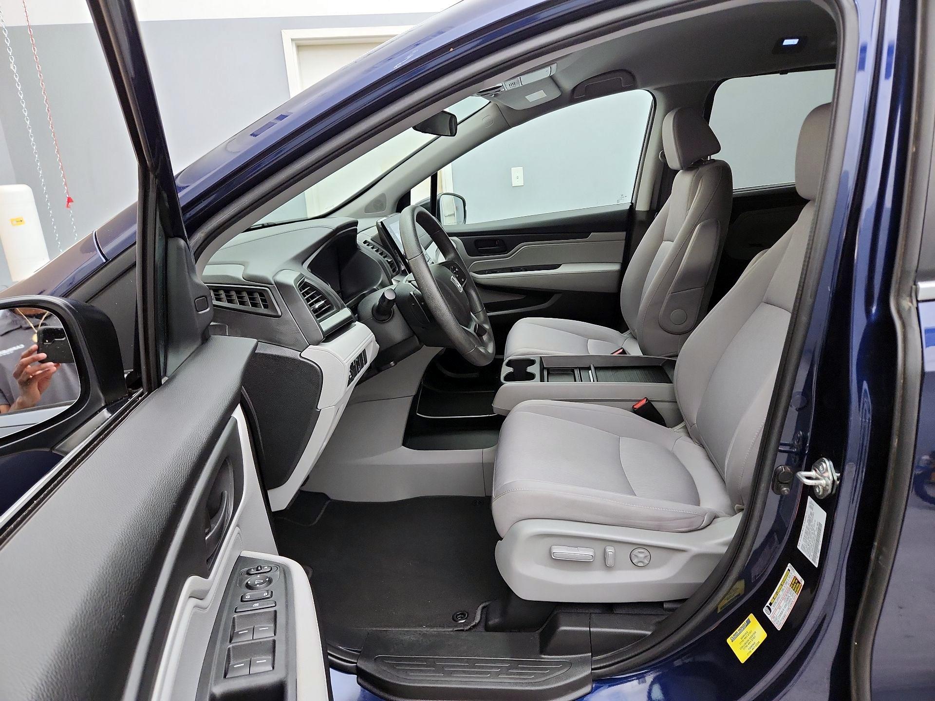 Thumbnail: 2020 Honda Odyssey - 11