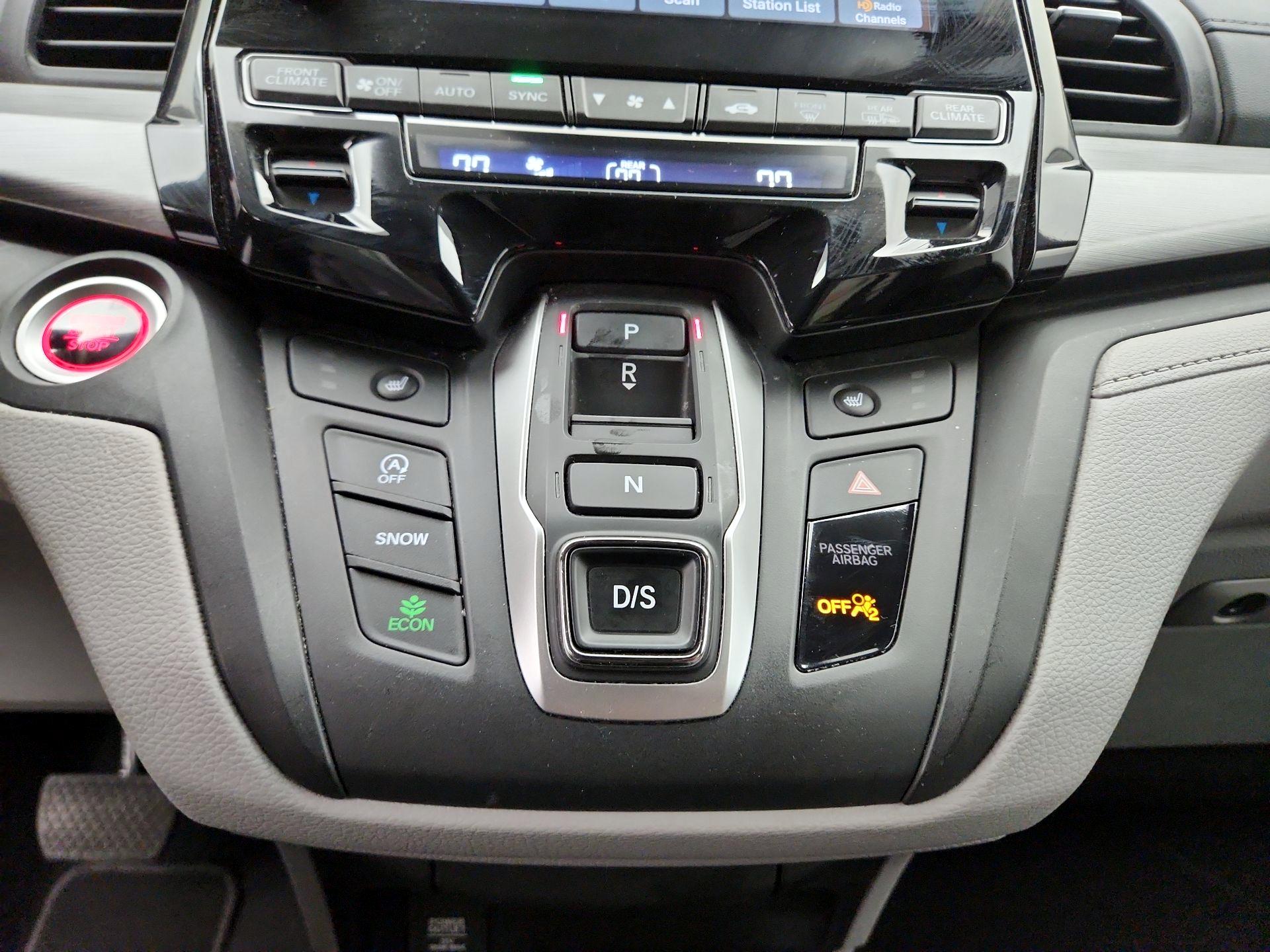 Thumbnail: 2020 Honda Odyssey - 17