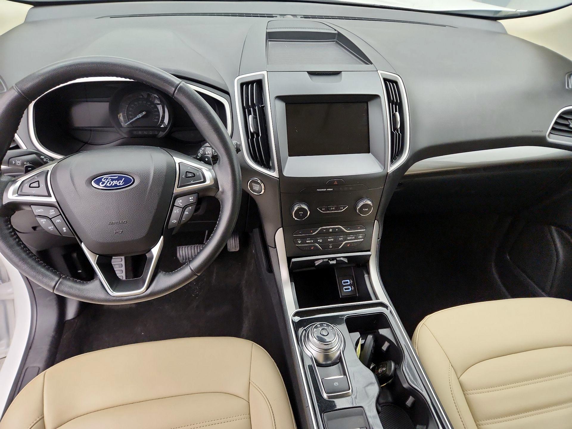 Thumbnail: 2020 Ford Edge - 9