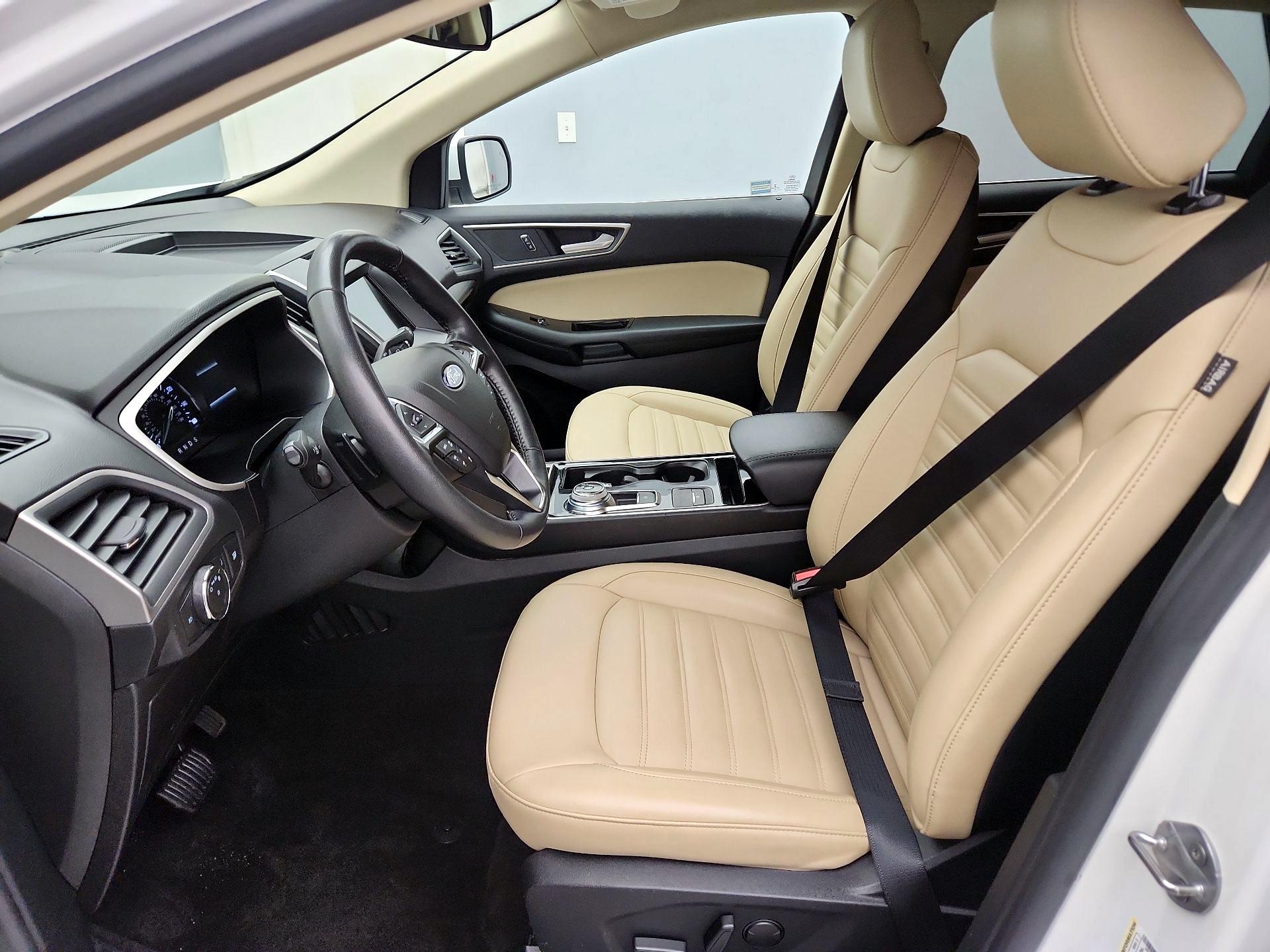 Thumbnail: 2020 Ford Edge - 11