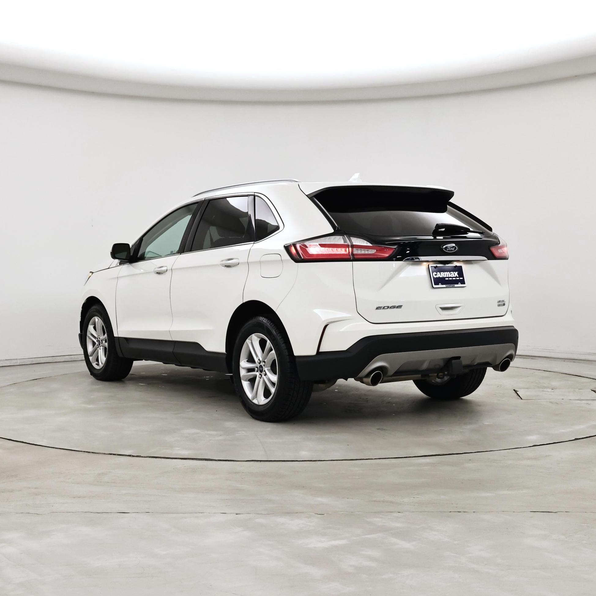 Thumbnail: 2020 Ford Edge - 2