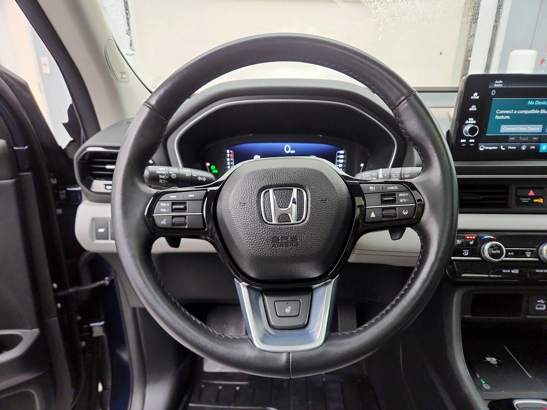 Thumbnail: 2023 Honda Pilot - 10