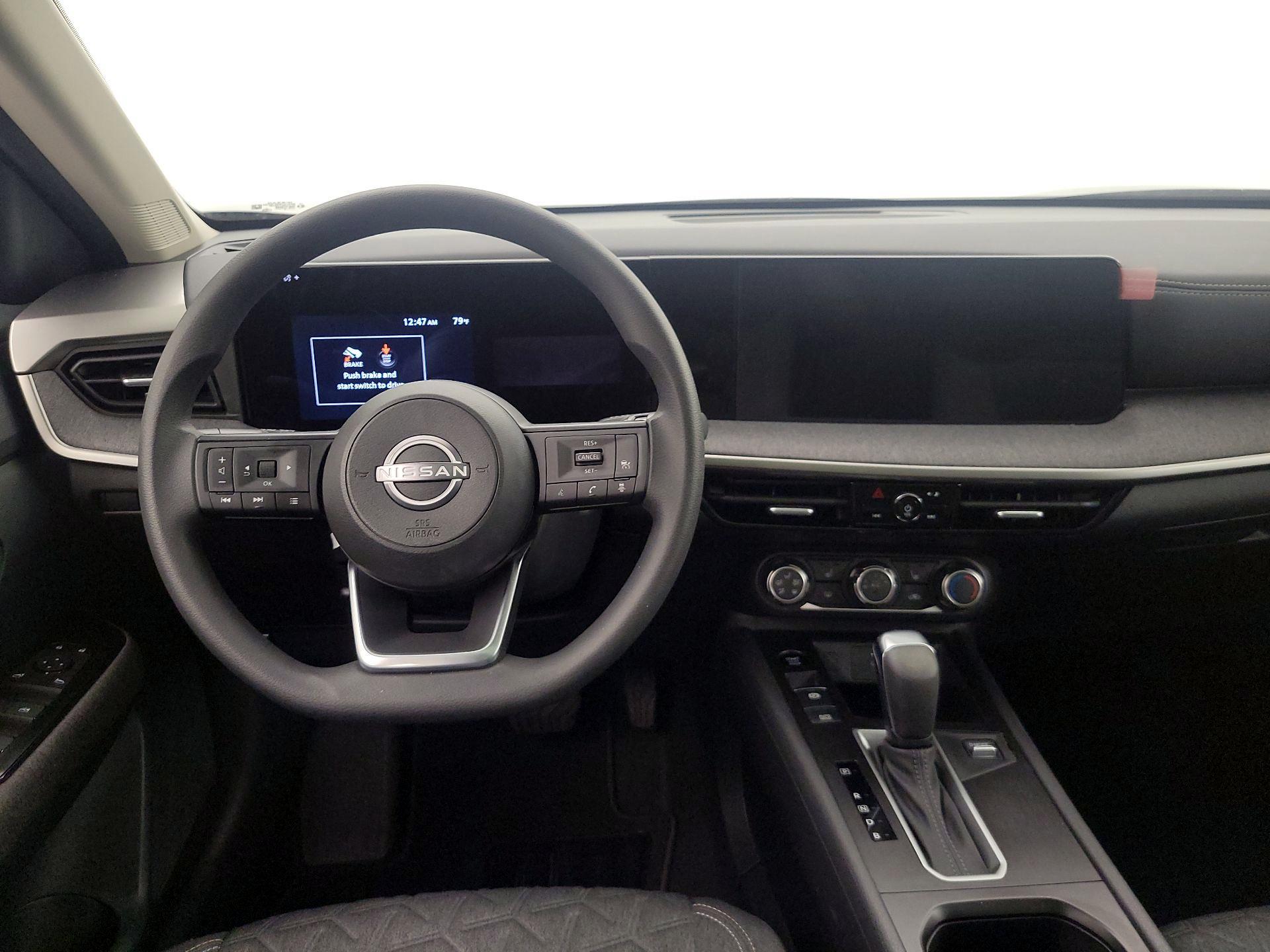 Thumbnail: 2025 Nissan Kicks - 10