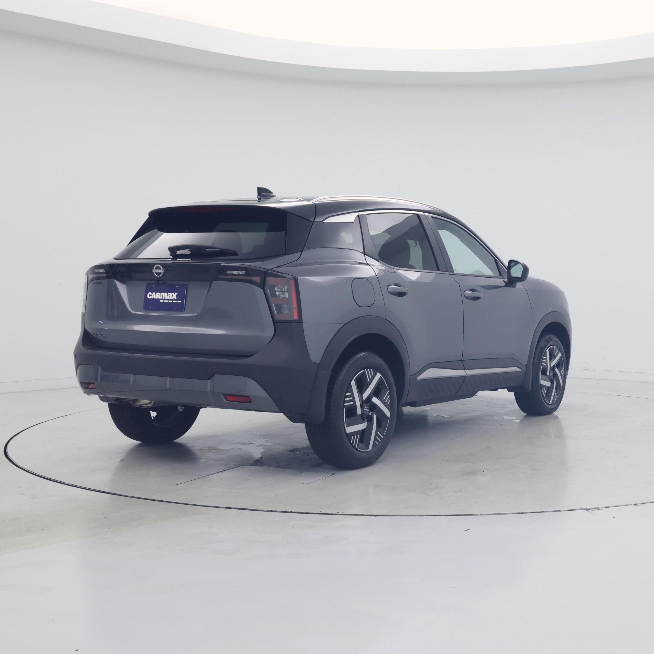 Thumbnail: 2025 Nissan Kicks - 8
