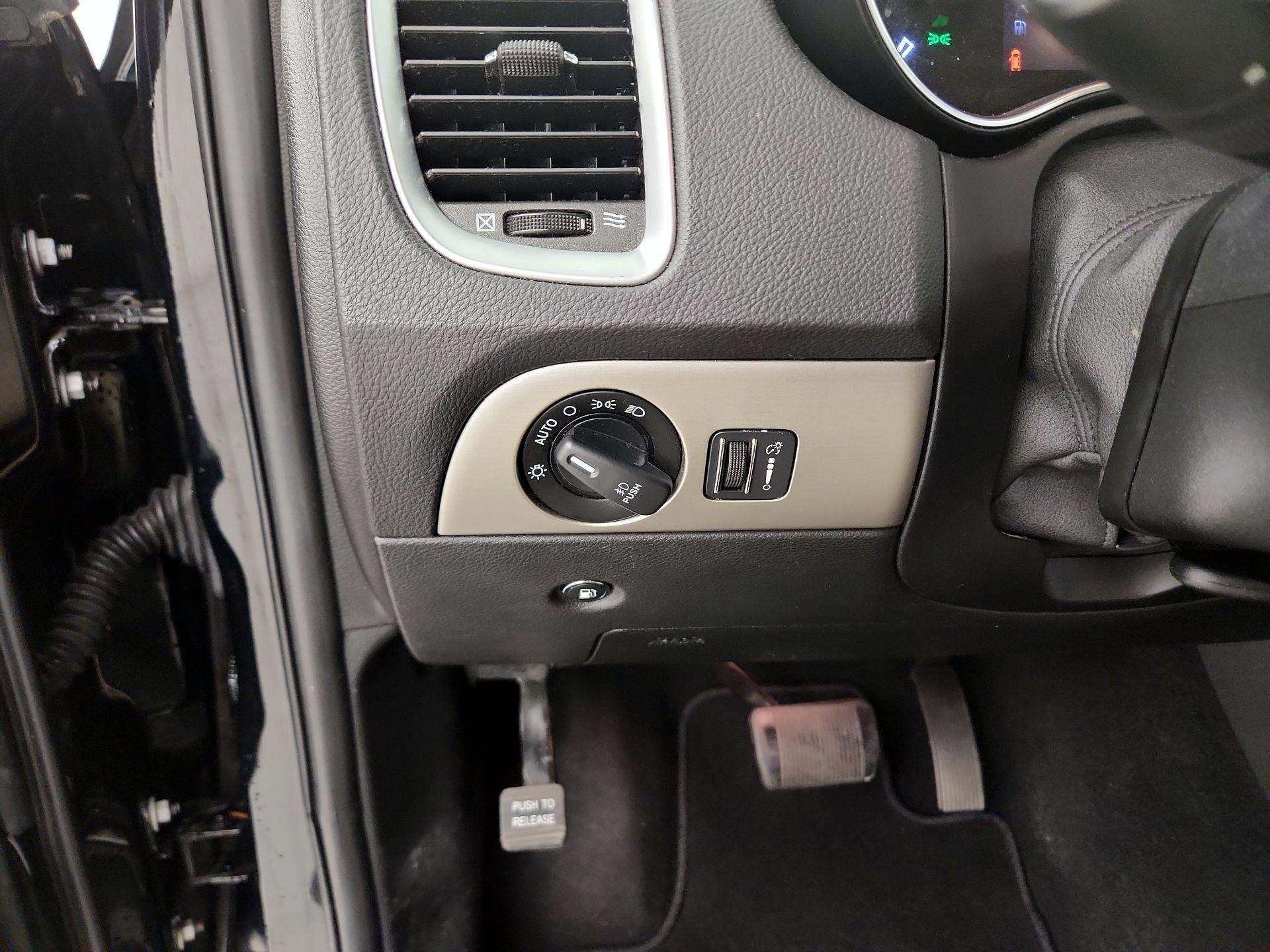 Thumbnail: 2019 Dodge Durango - 13