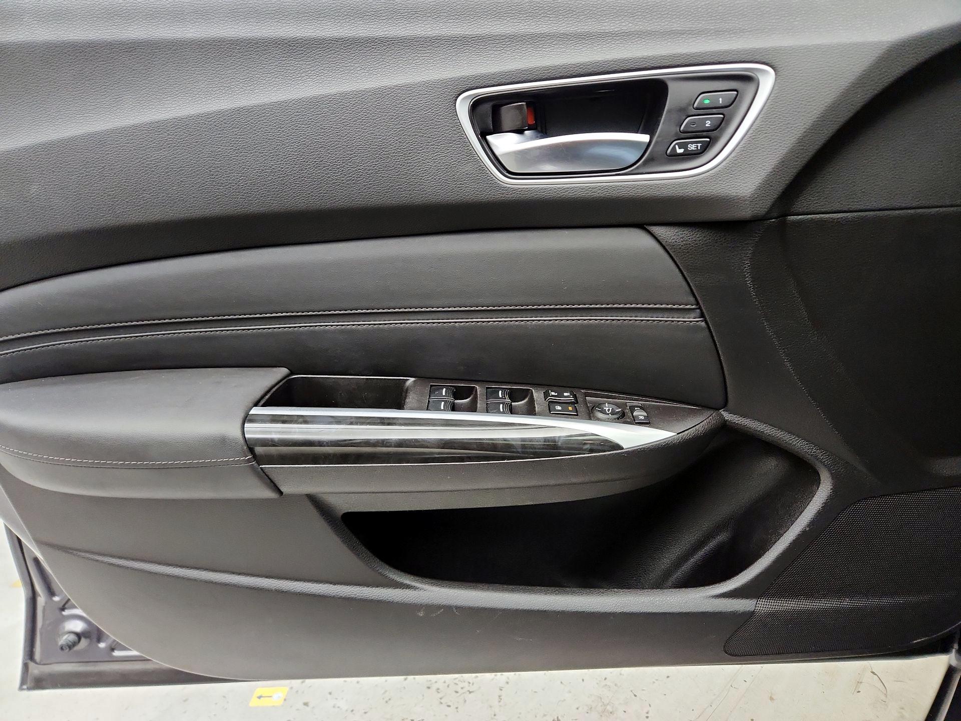 Thumbnail: 2019 Acura TLX - 12