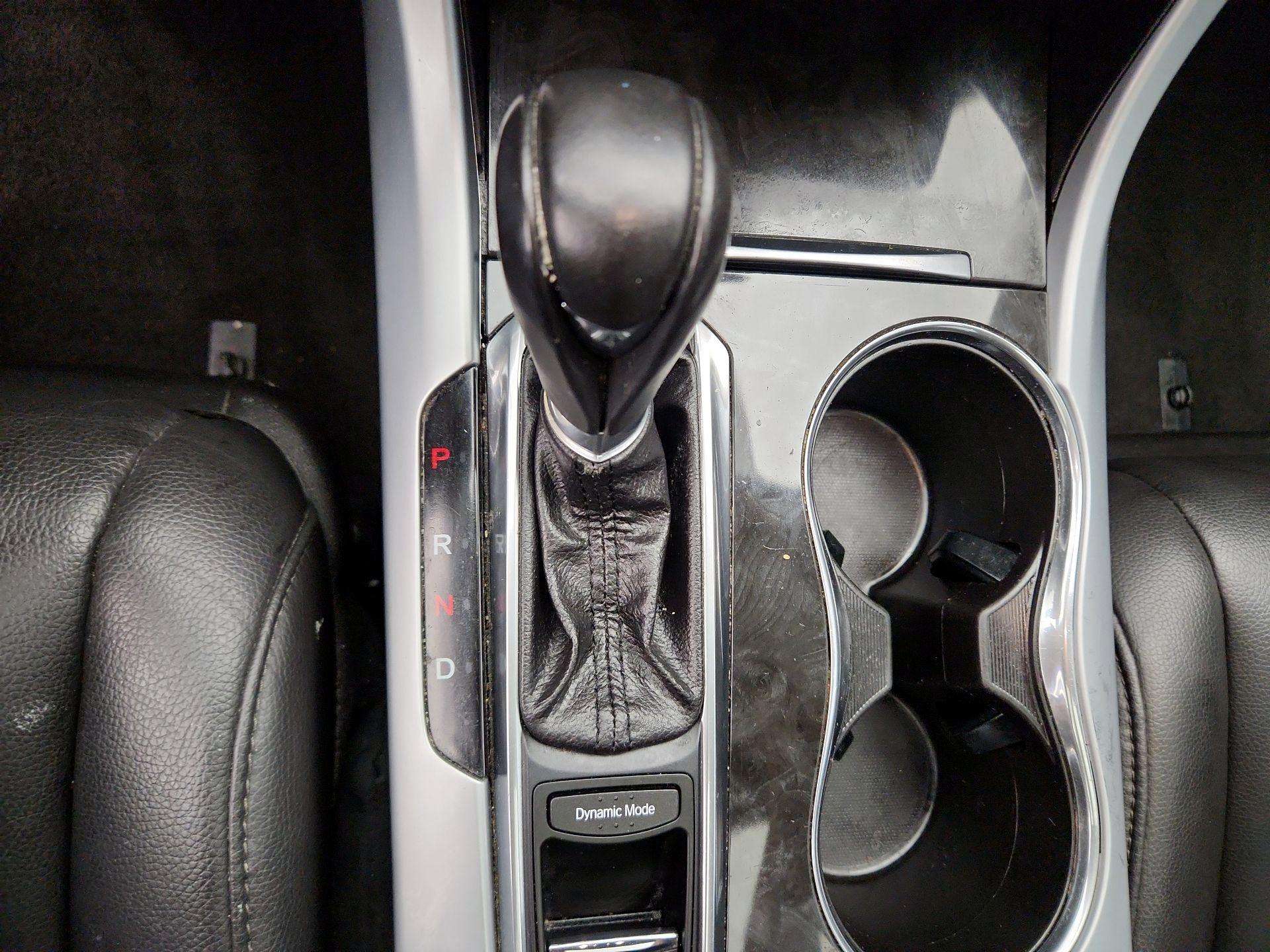 Thumbnail: 2019 Acura TLX - 17