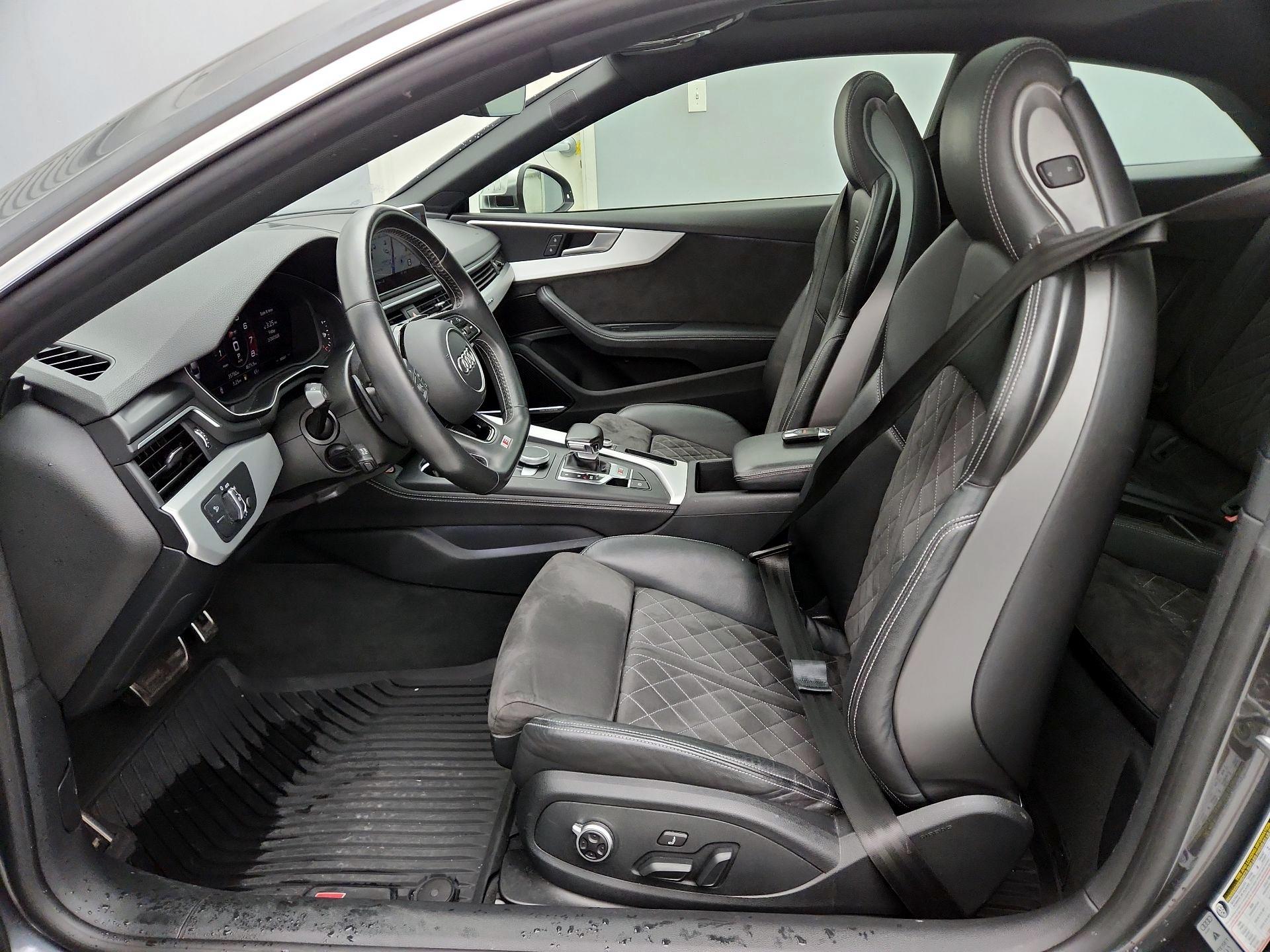 Thumbnail: 2019 Audi S5 - 11