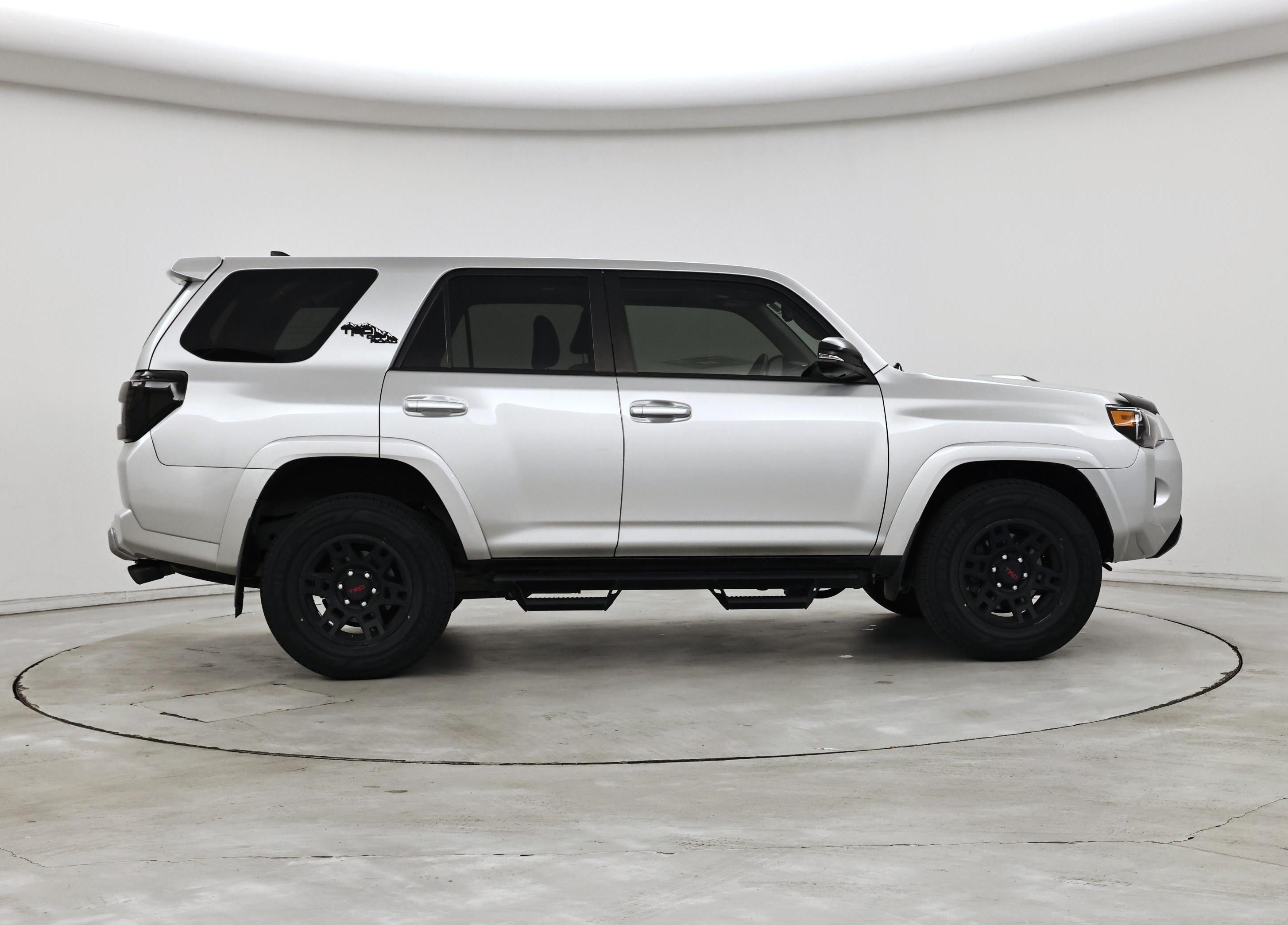 Thumbnail: 2021 Toyota 4Runner - 7