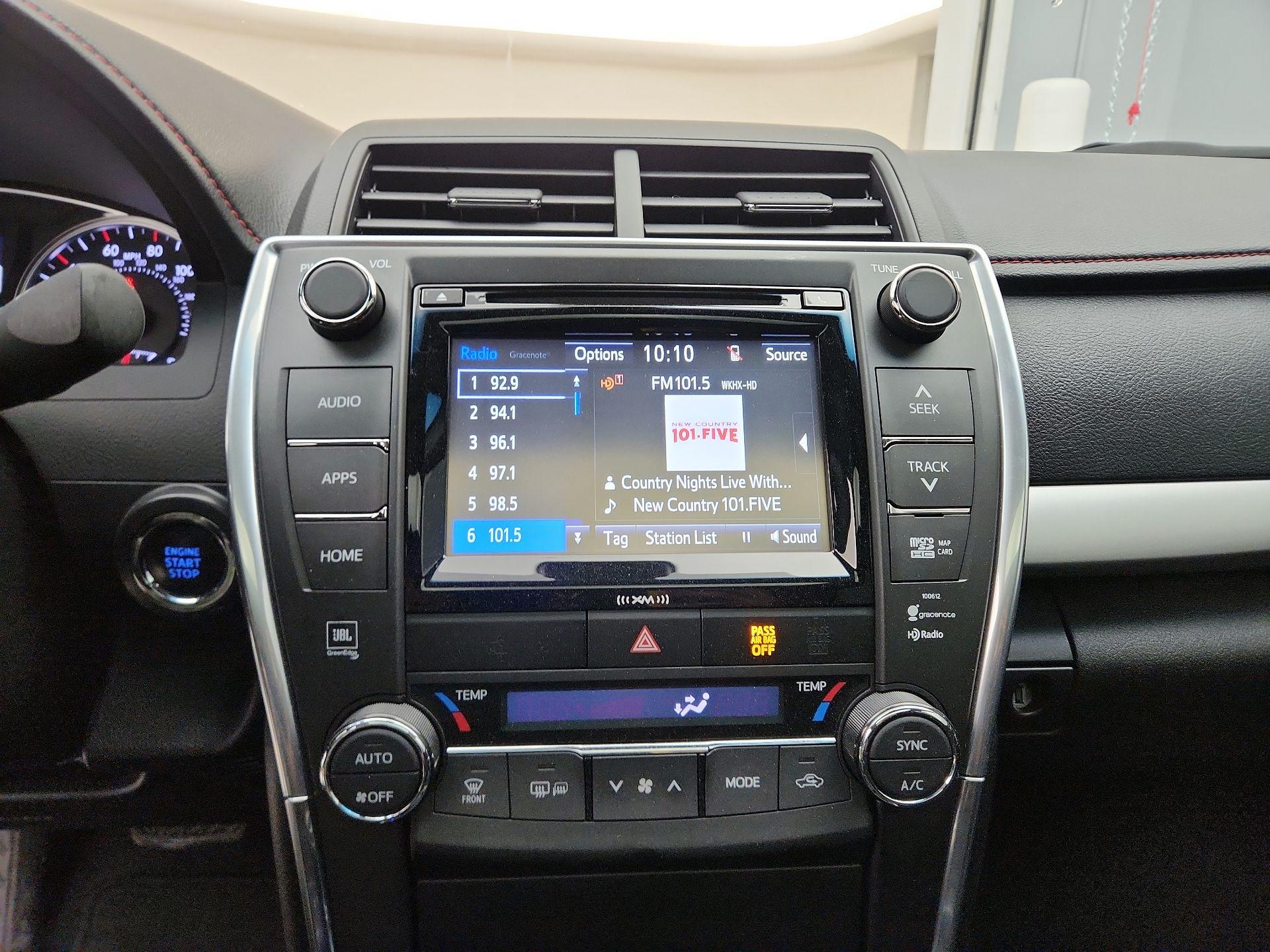 Thumbnail: 2017 Toyota Camry - 15