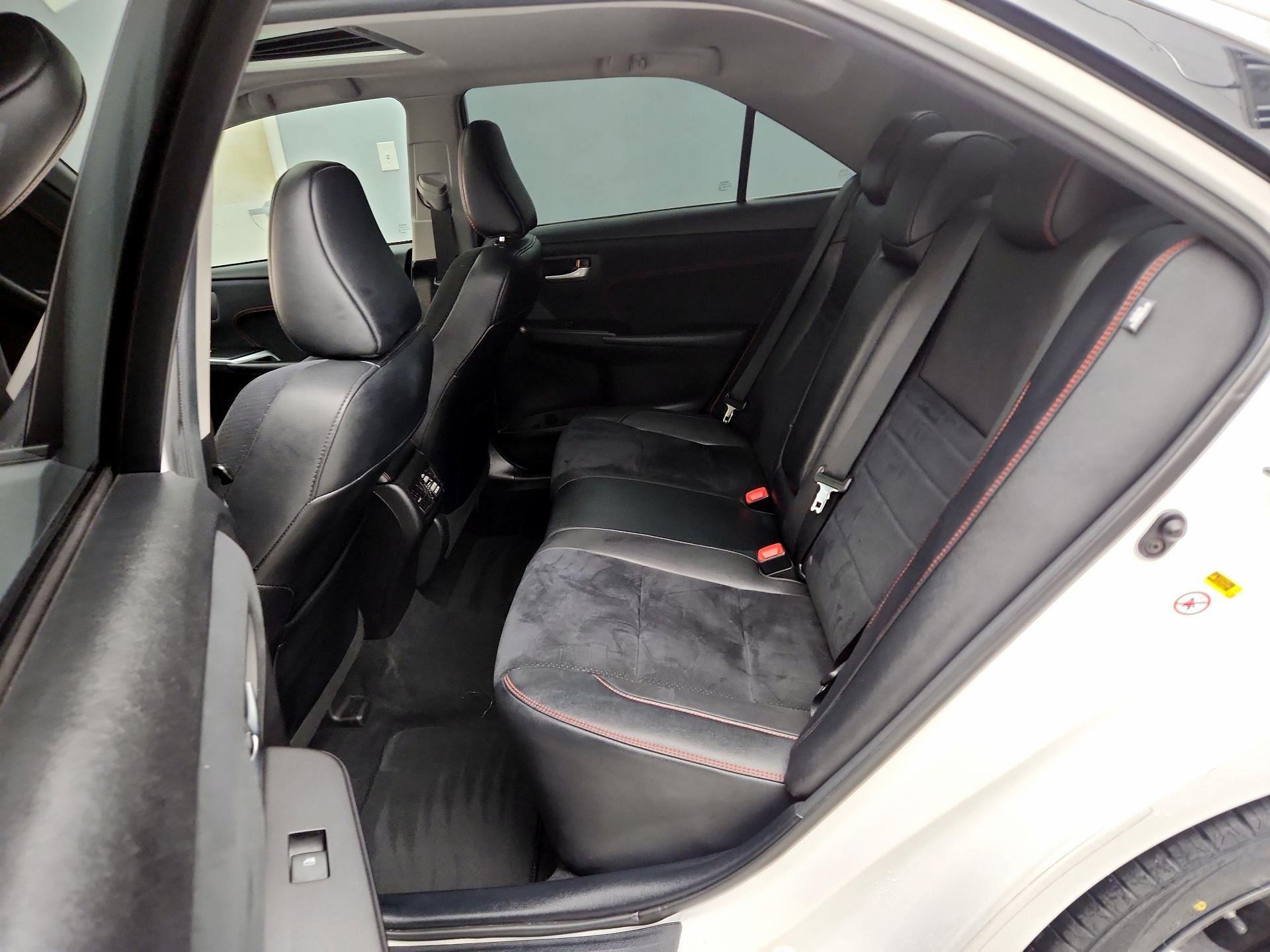 Thumbnail: 2017 Toyota Camry - 20