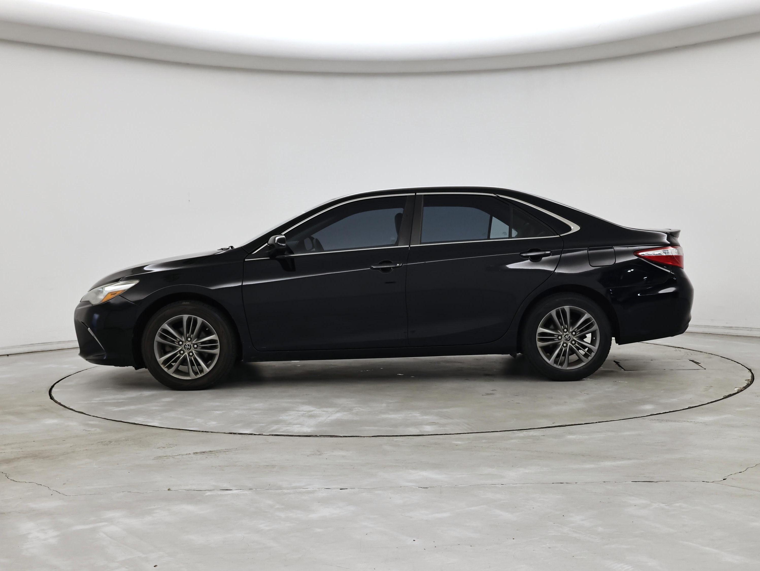 Thumbnail: 2016 Toyota Camry - 3