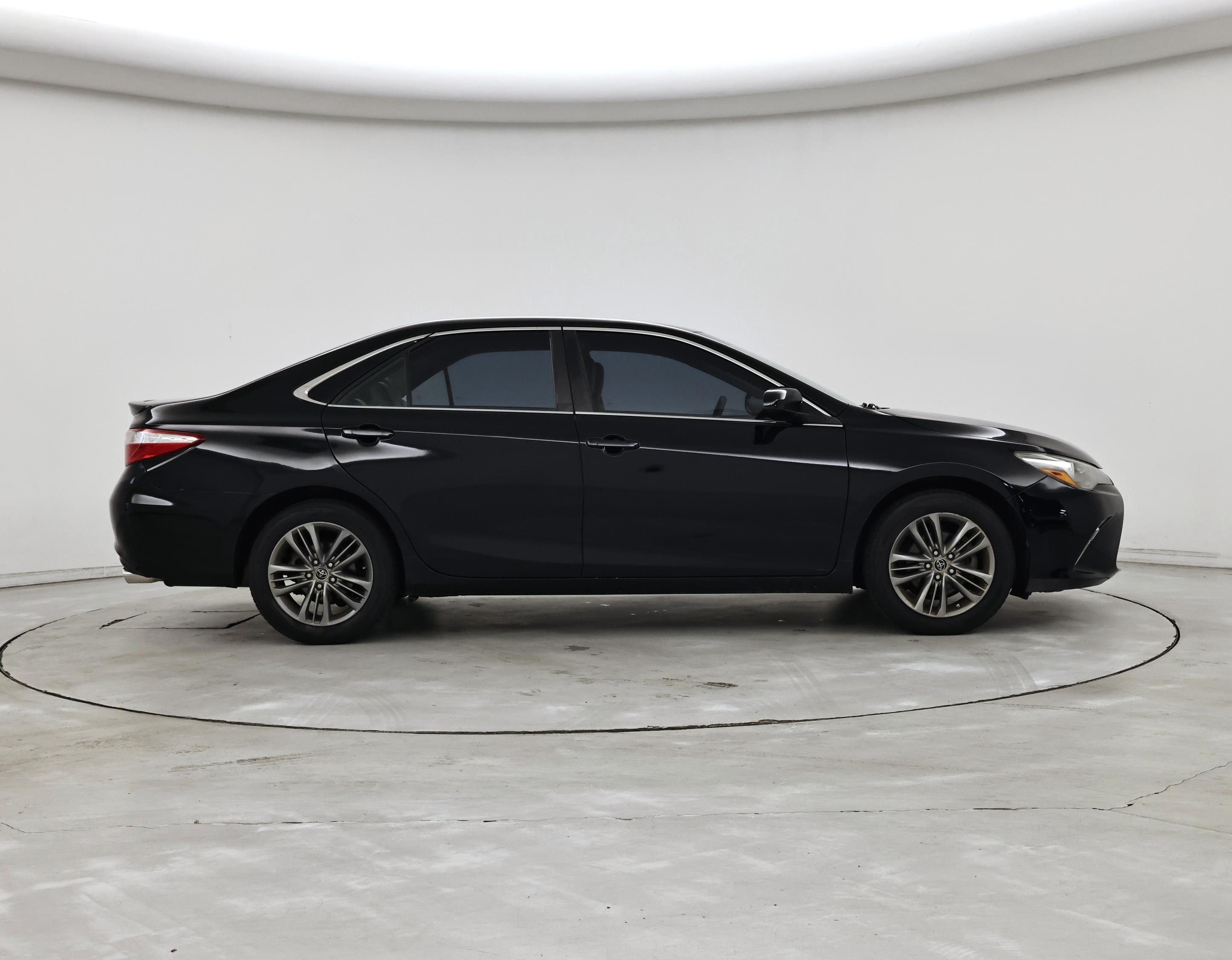 Thumbnail: 2016 Toyota Camry - 7