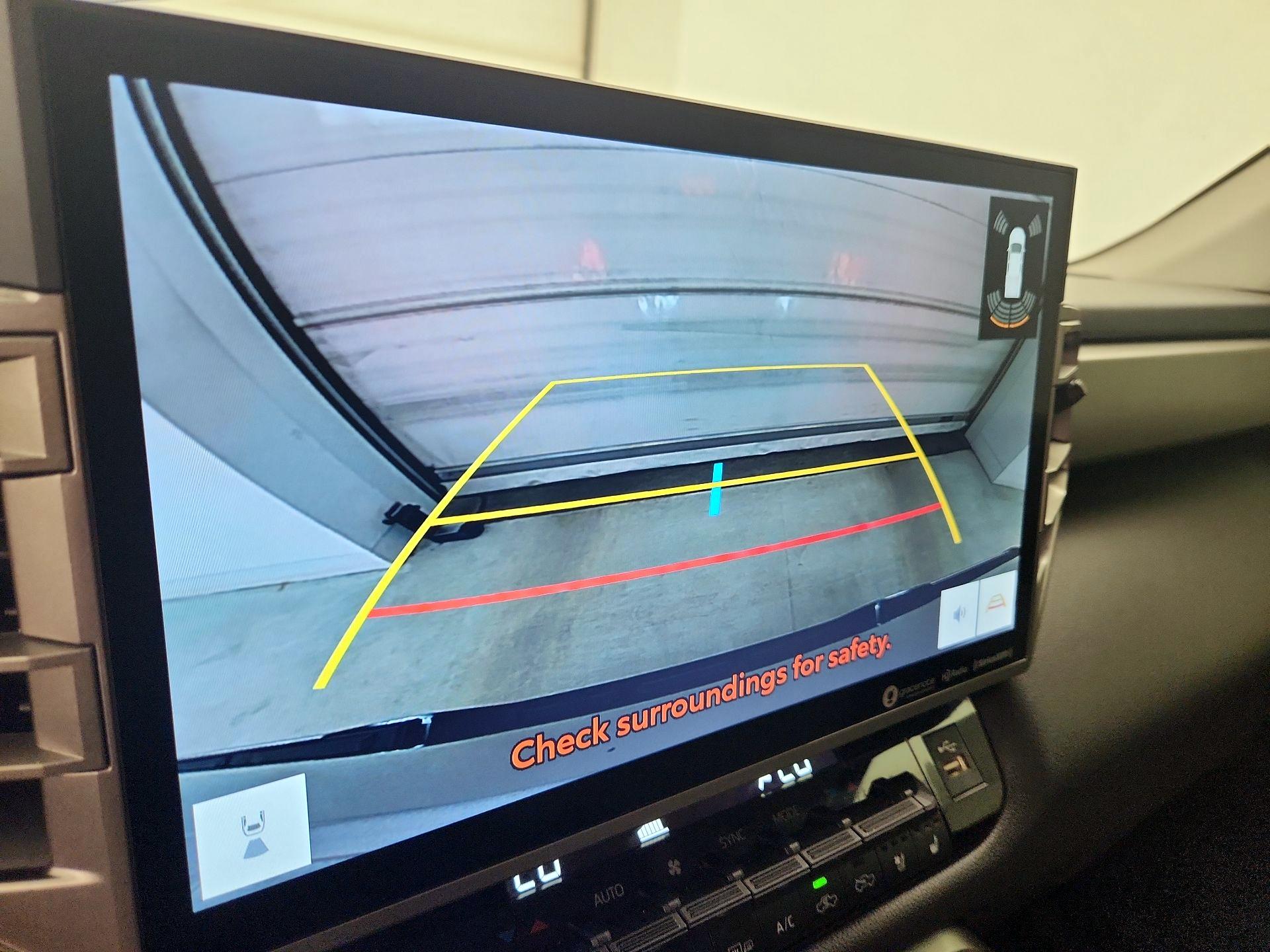 Thumbnail: 2023 Toyota Tundra - 12