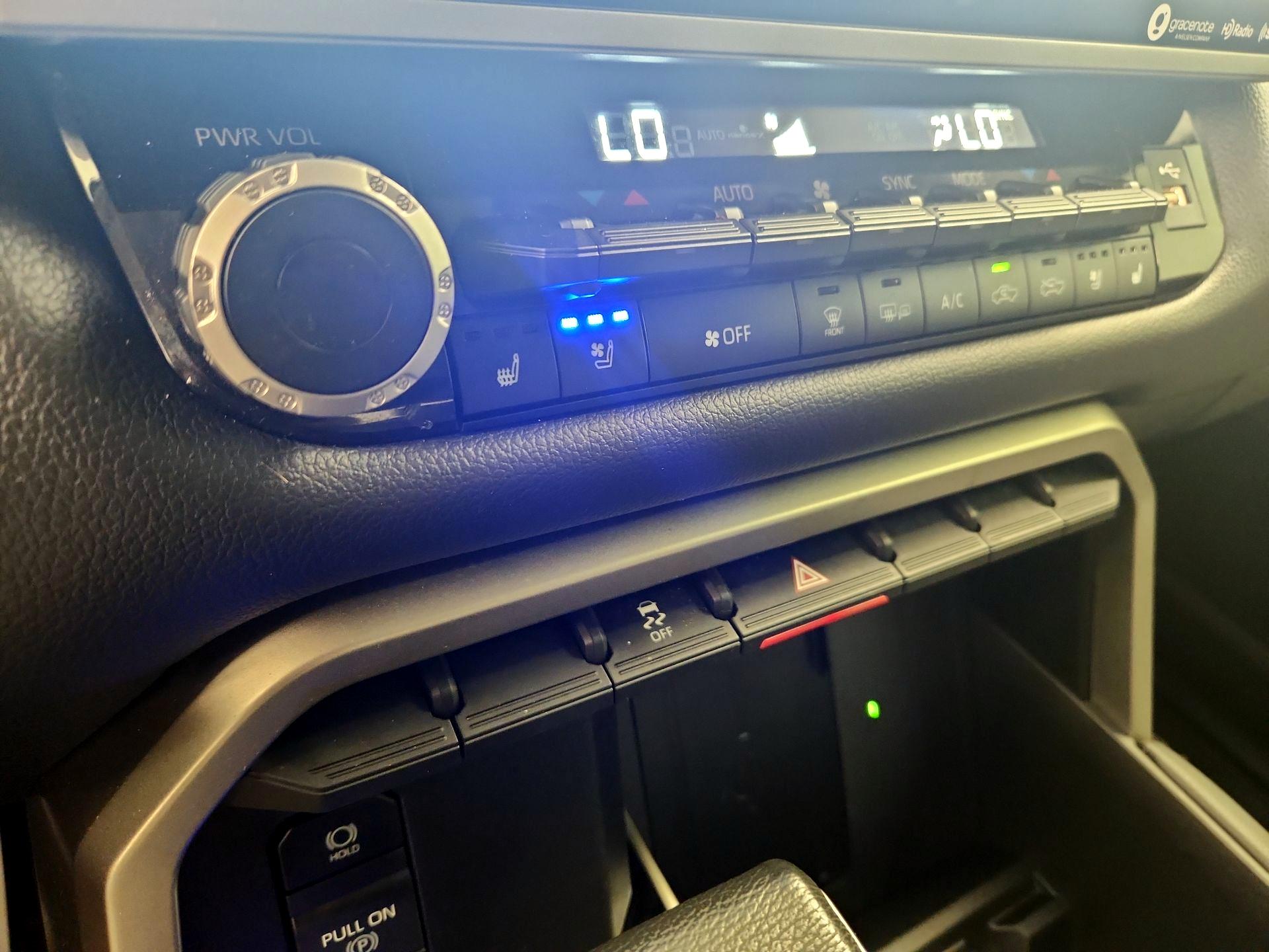 Thumbnail: 2023 Toyota Tundra - 14