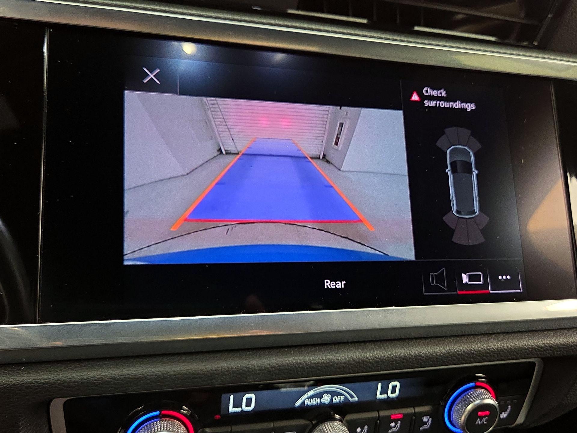 Thumbnail: 2022 Audi Q3 - 14