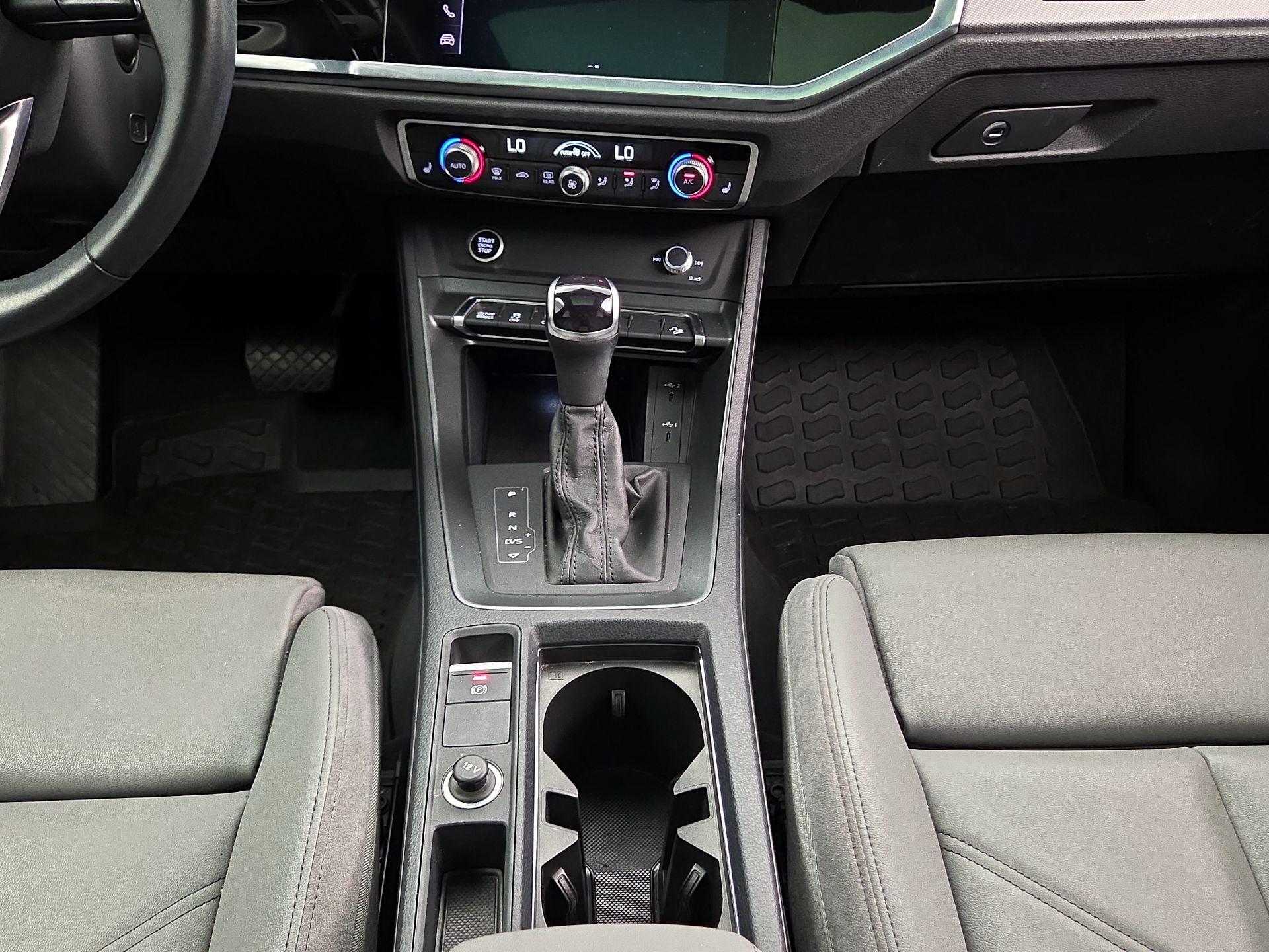 Thumbnail: 2022 Audi Q3 - 17