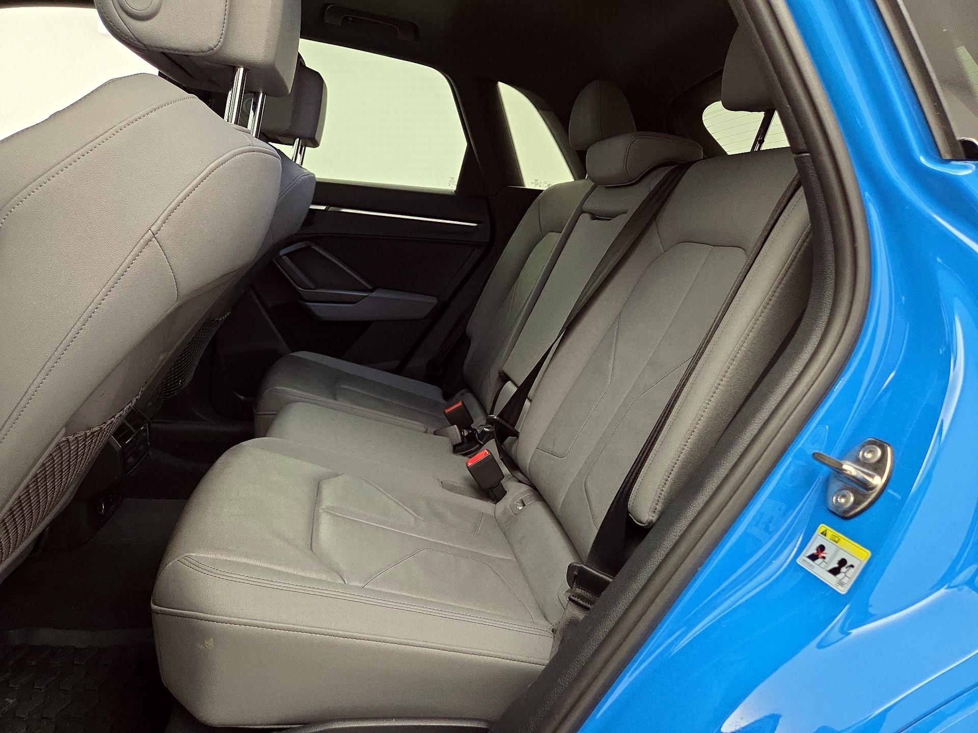 Thumbnail: 2022 Audi Q3 - 20