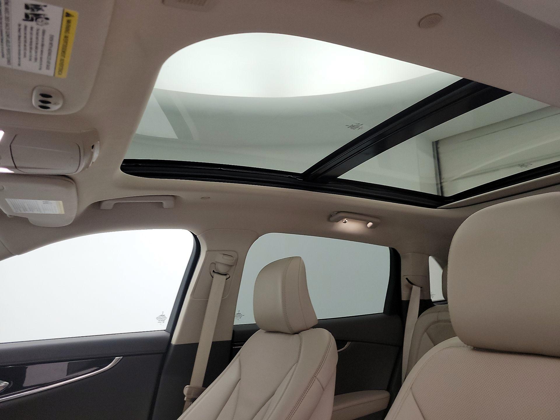 Thumbnail: 2023 Lincoln Nautilus - 20