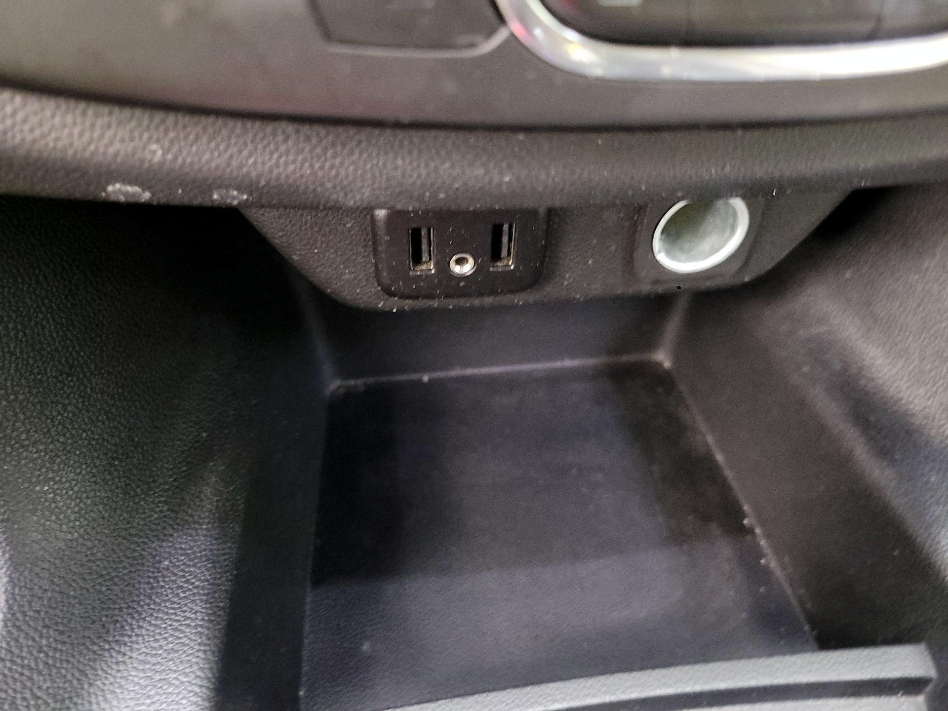 Thumbnail: 2023 Chevrolet Traverse - 16