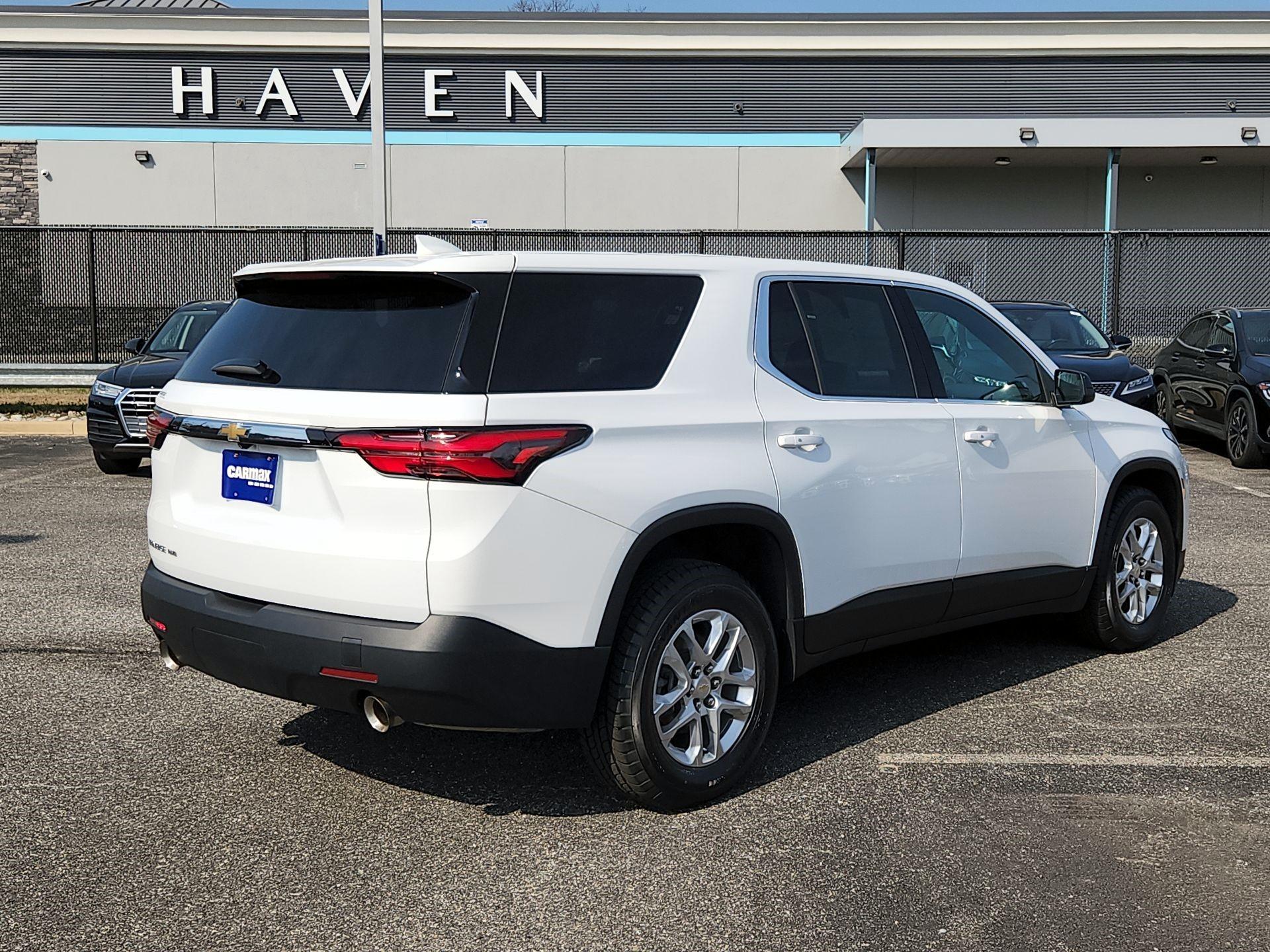 Thumbnail: 2023 Chevrolet Traverse - 5