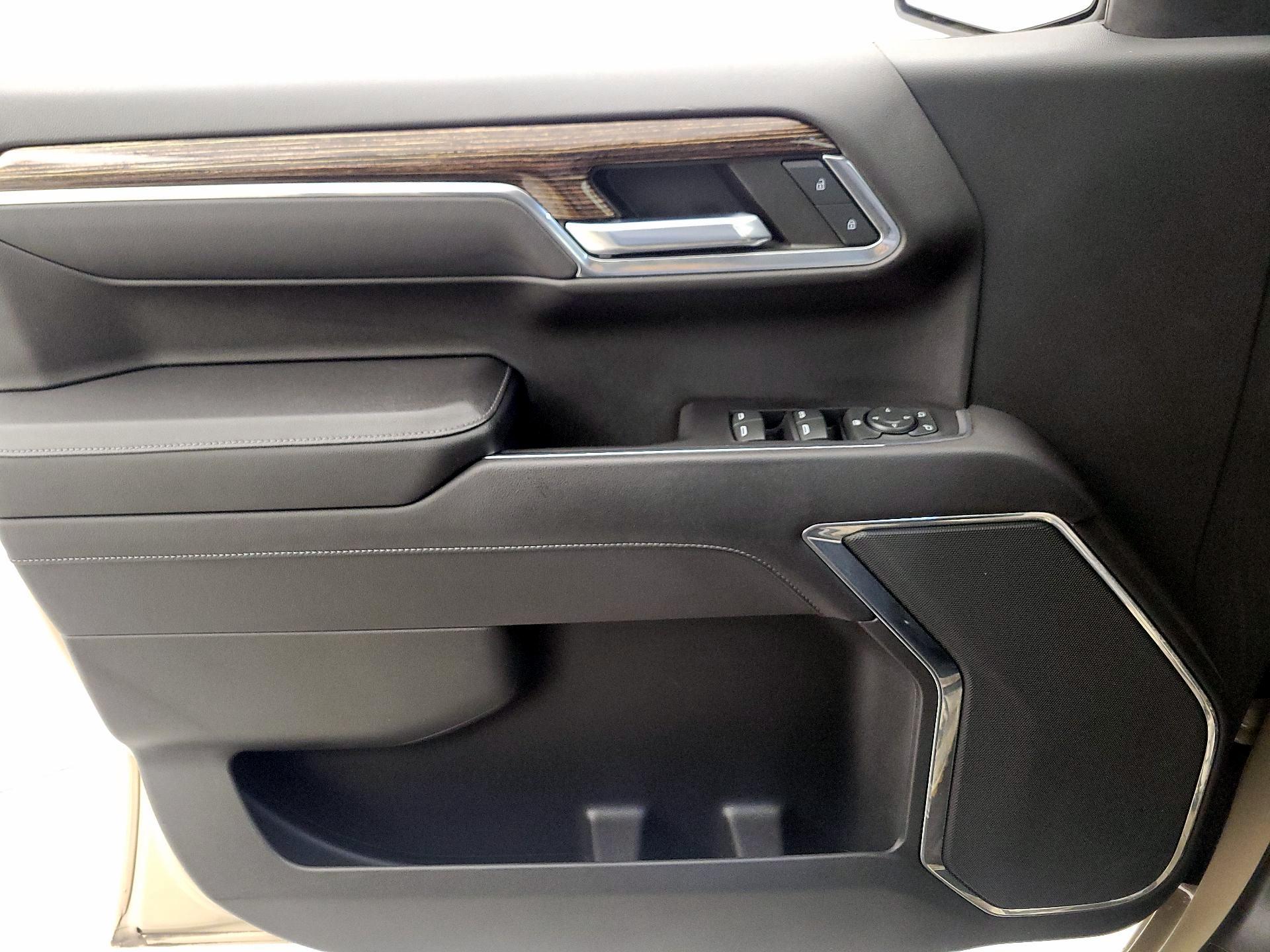 Thumbnail: 2022 GMC Sierra 1500 - 12