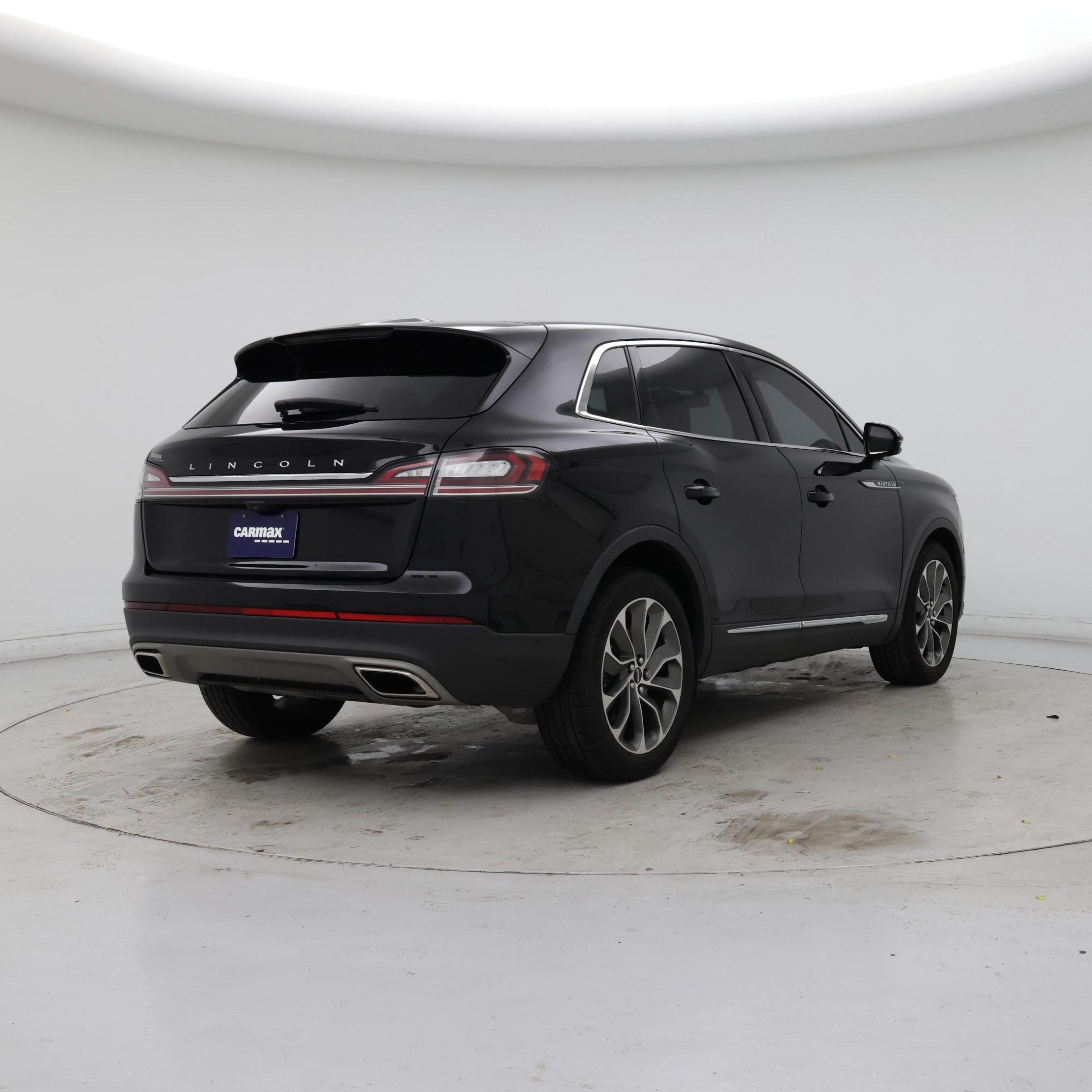 Thumbnail: 2022 Lincoln Nautilus - 8