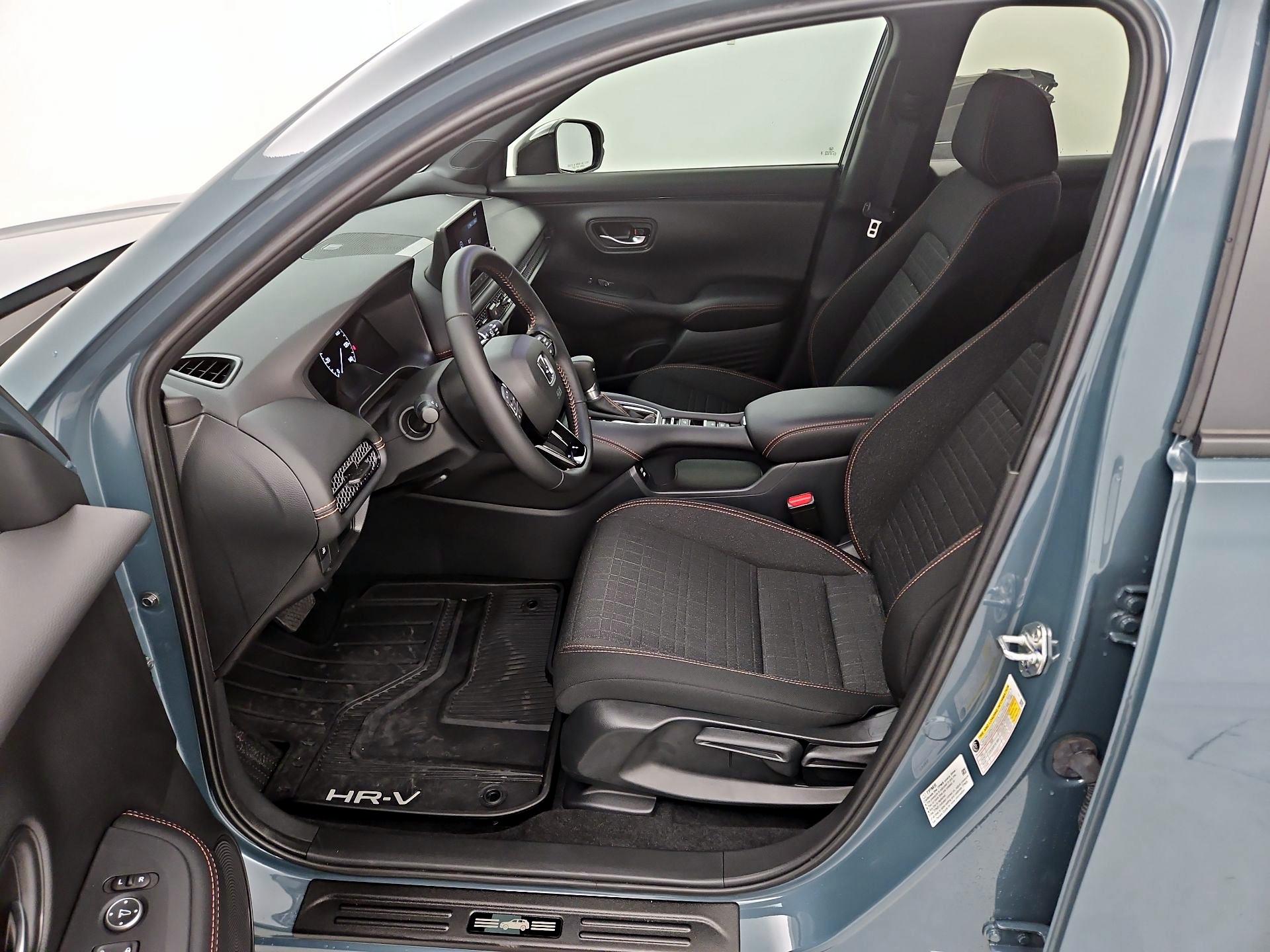 Thumbnail: 2025 Honda HR-V - 11