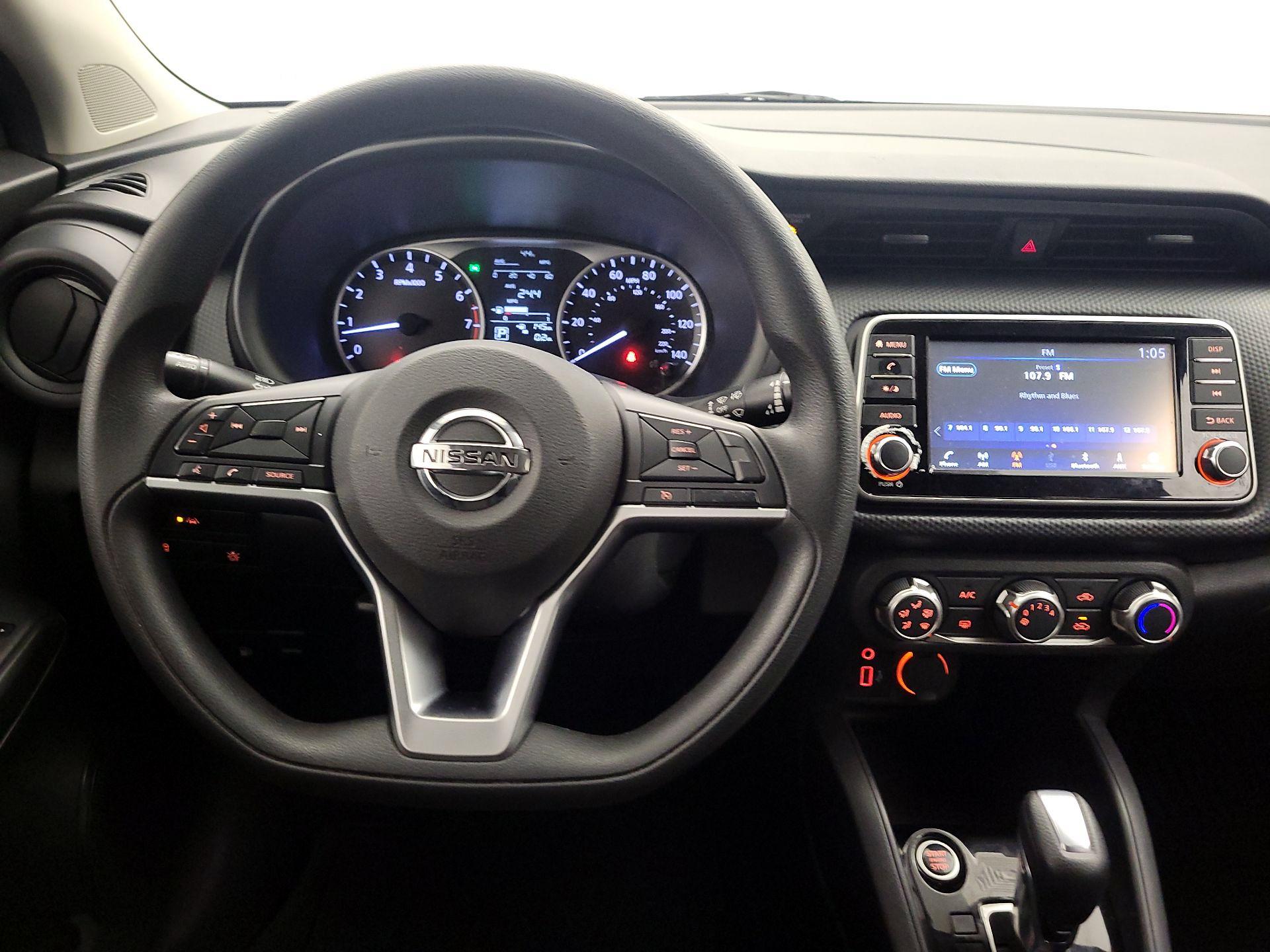 Thumbnail: 2021 Nissan Kicks - 10