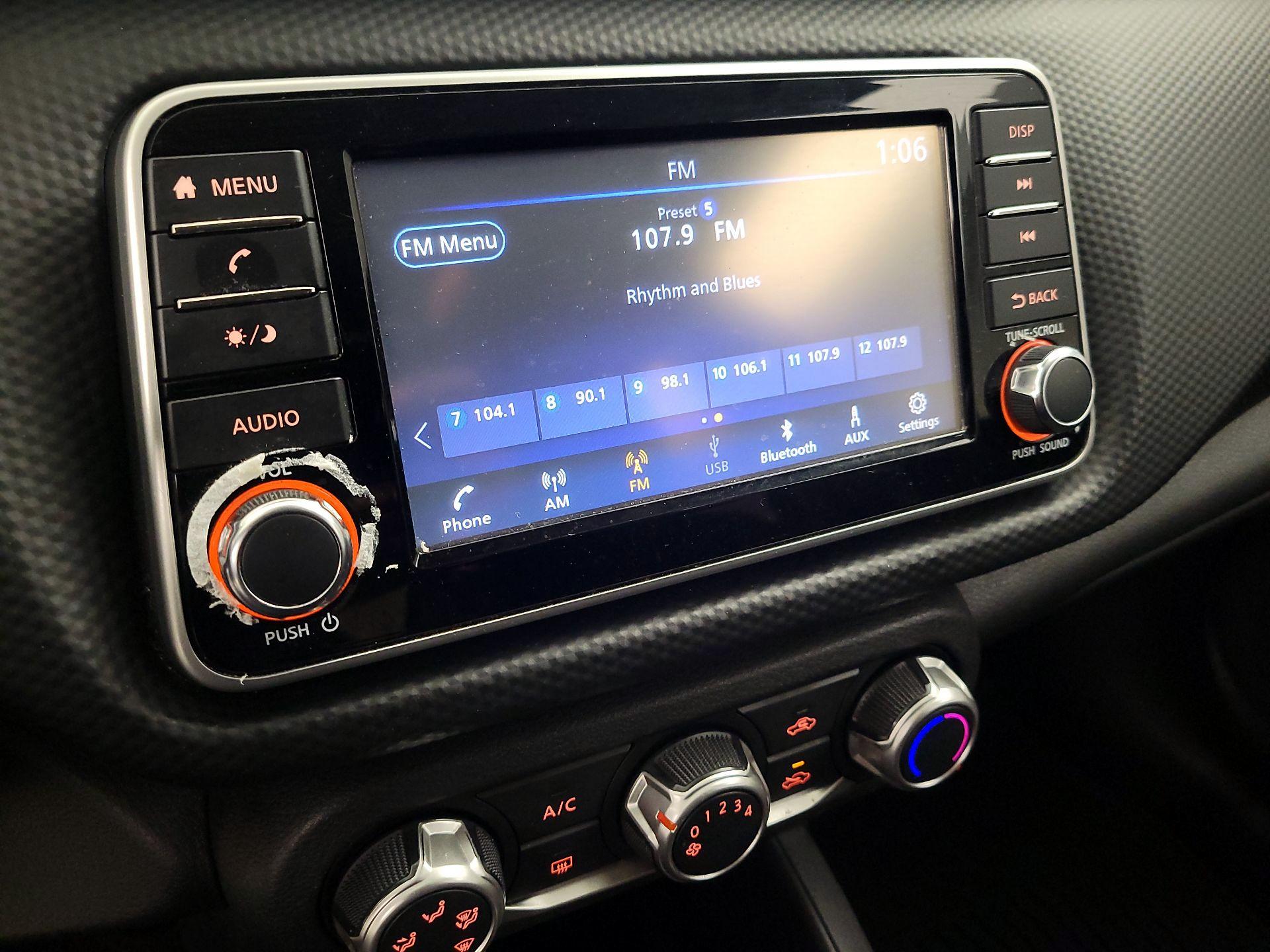 Thumbnail: 2021 Nissan Kicks - 15