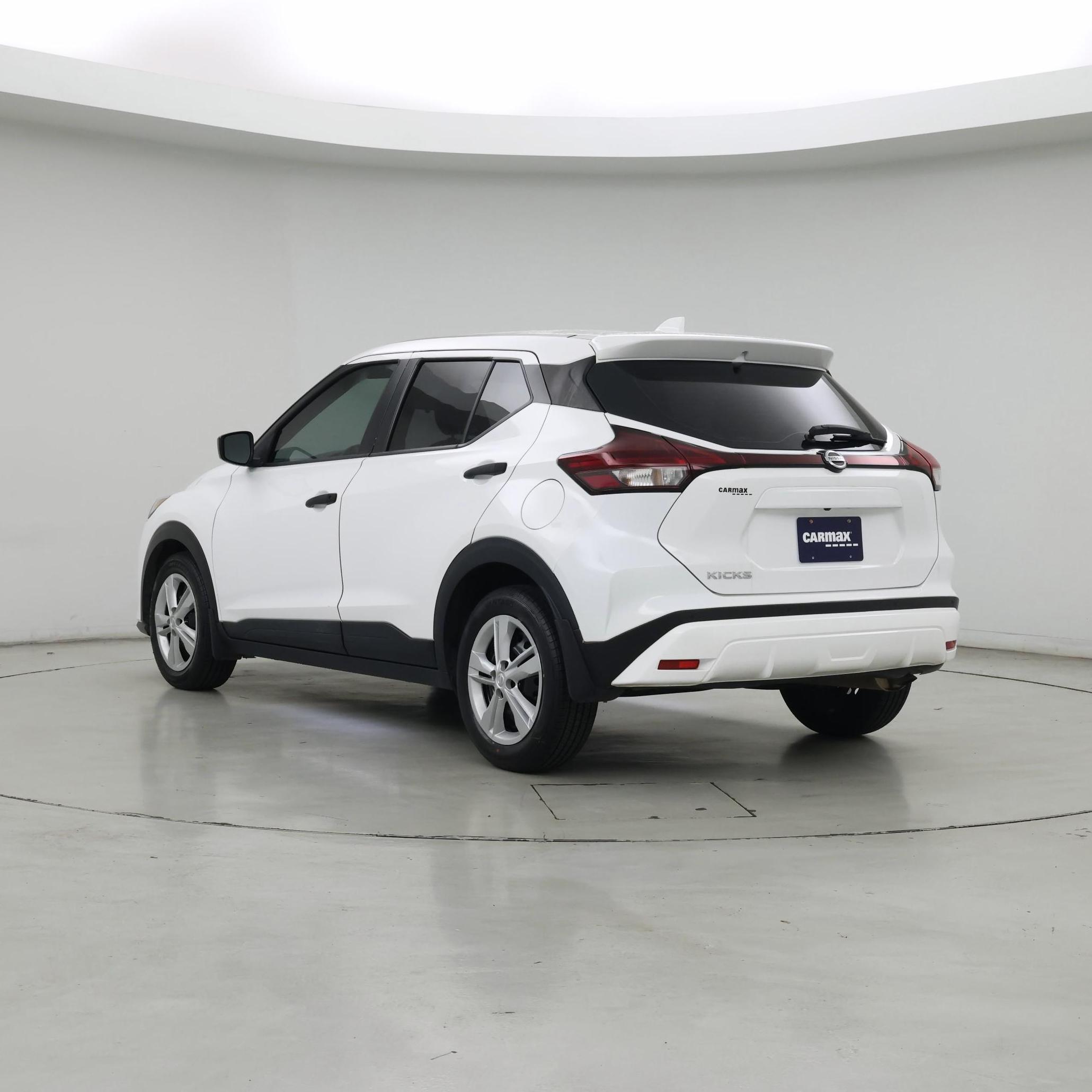 Thumbnail: 2021 Nissan Kicks - 2