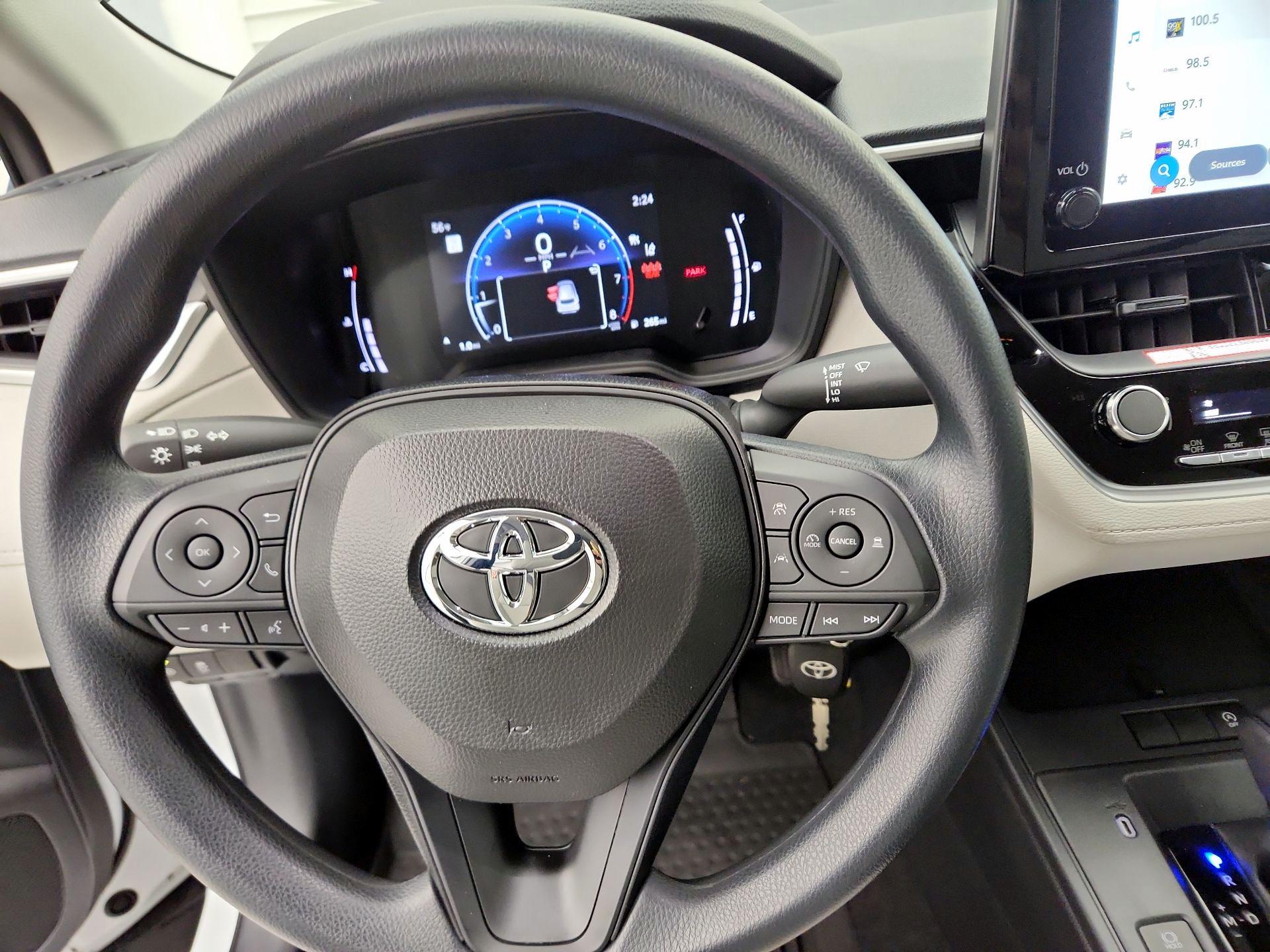 Thumbnail: 2026 Toyota Corolla Cross - 10