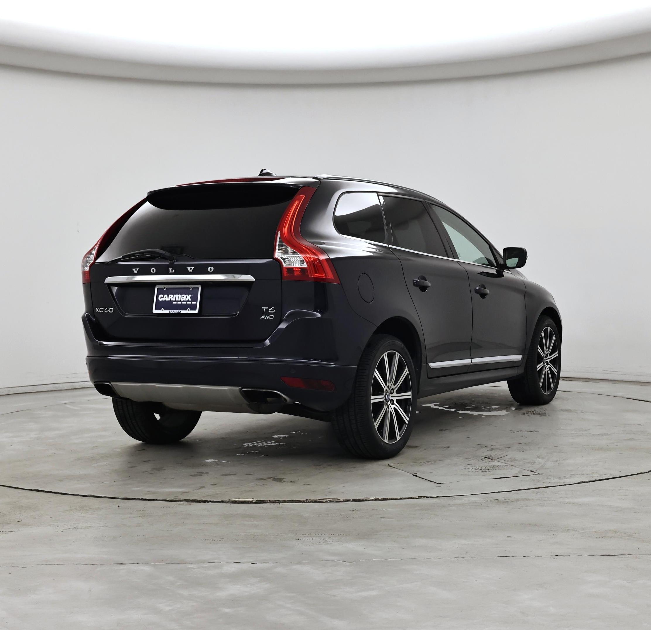 Thumbnail: 2017 Volvo XC60 - 8