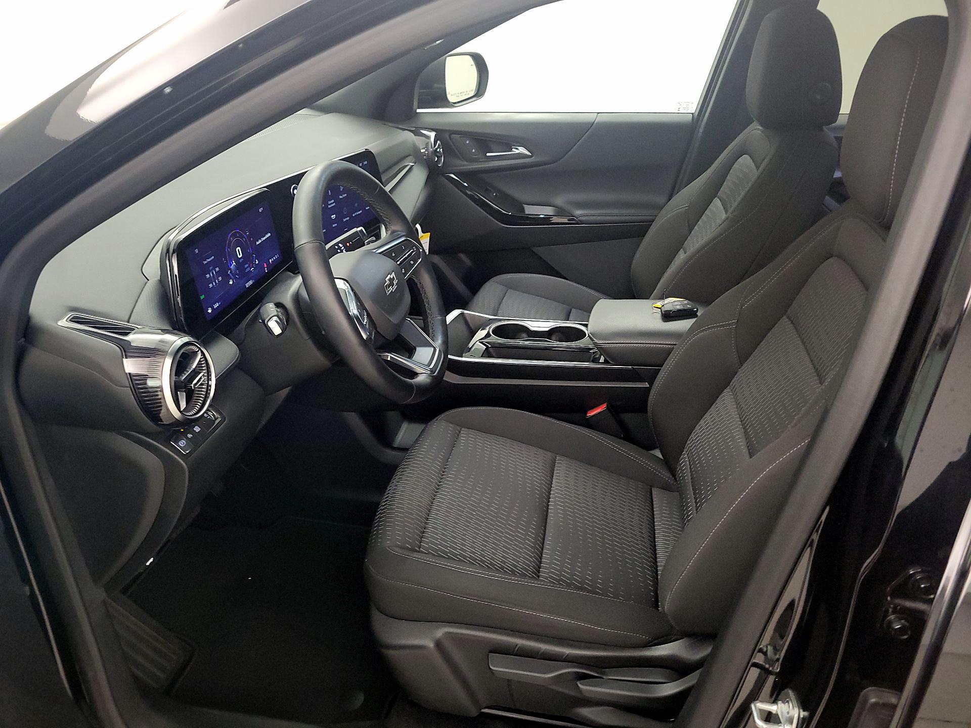 Thumbnail: 2025 Chevrolet Equinox - 11