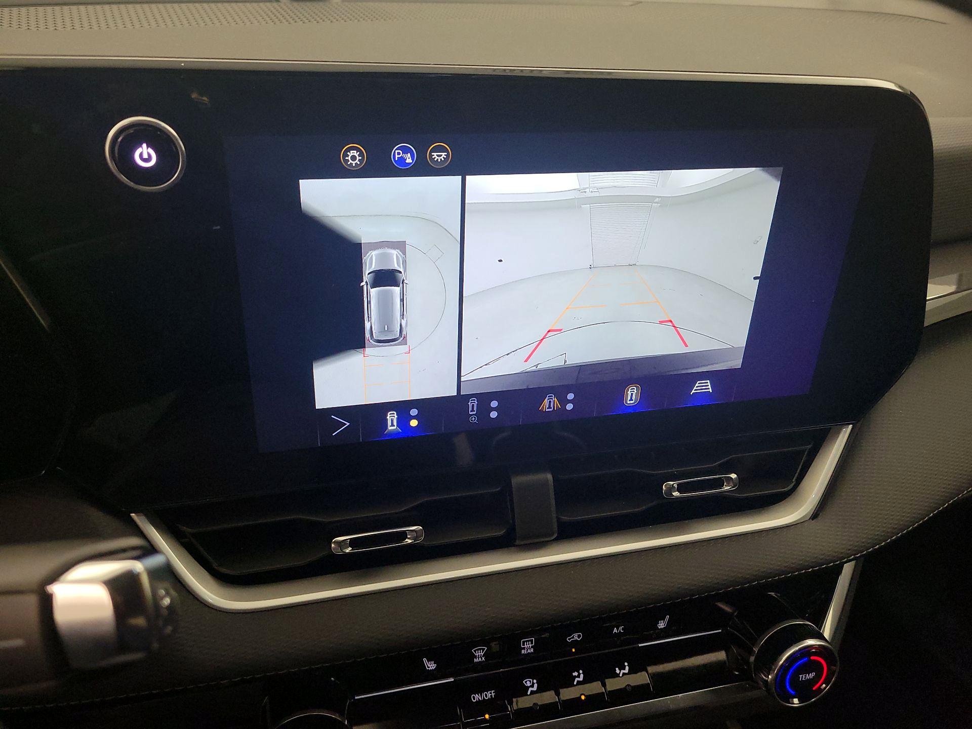 Thumbnail: 2025 Chevrolet Equinox - 14