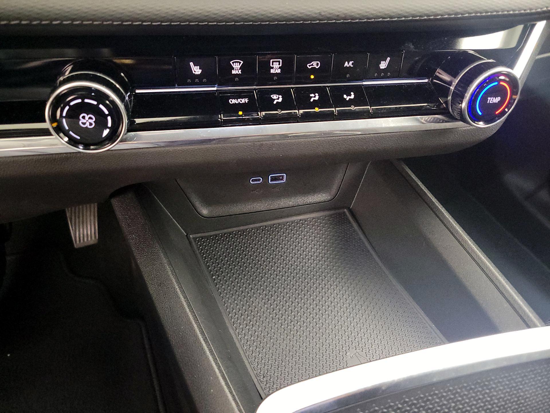 Thumbnail: 2025 Chevrolet Equinox - 16