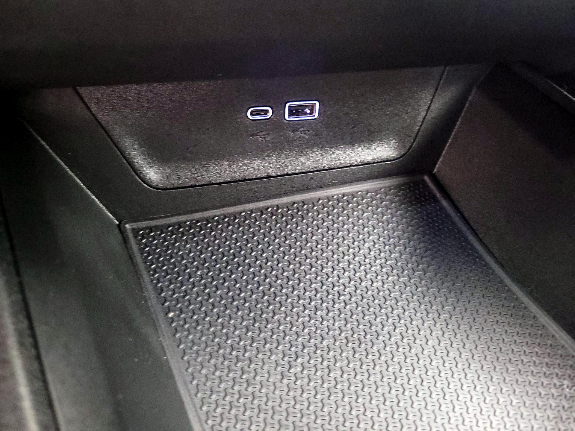 Thumbnail: 2025 Chevrolet Equinox - 18