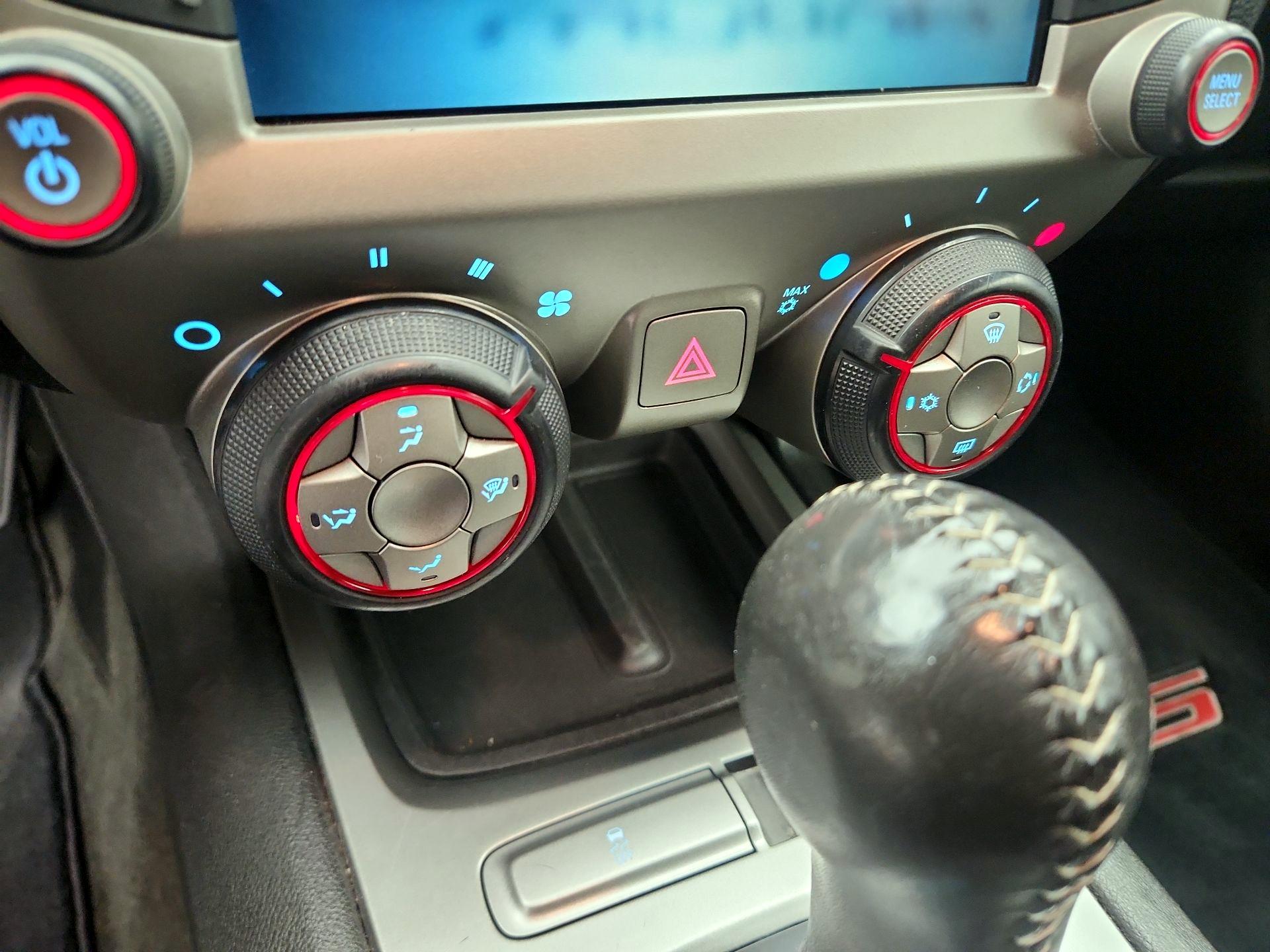 Thumbnail: 2015 Chevrolet Camaro - 17