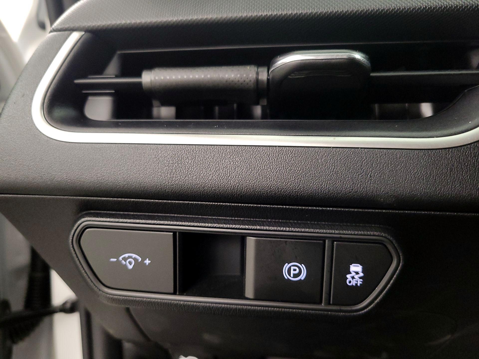 Thumbnail: 2025 Kia K4 - 13