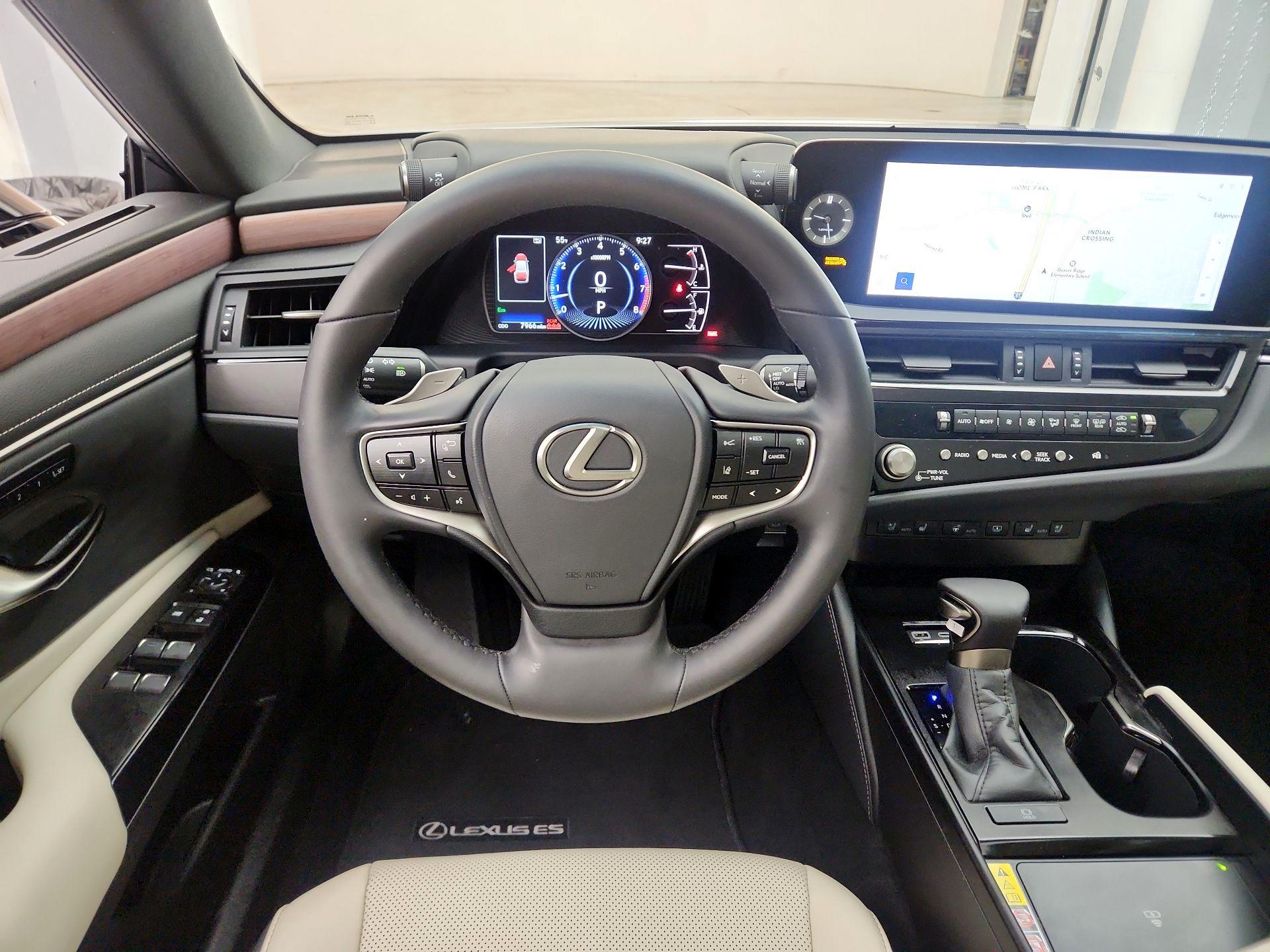 Thumbnail: 2025 Lexus ES - 10