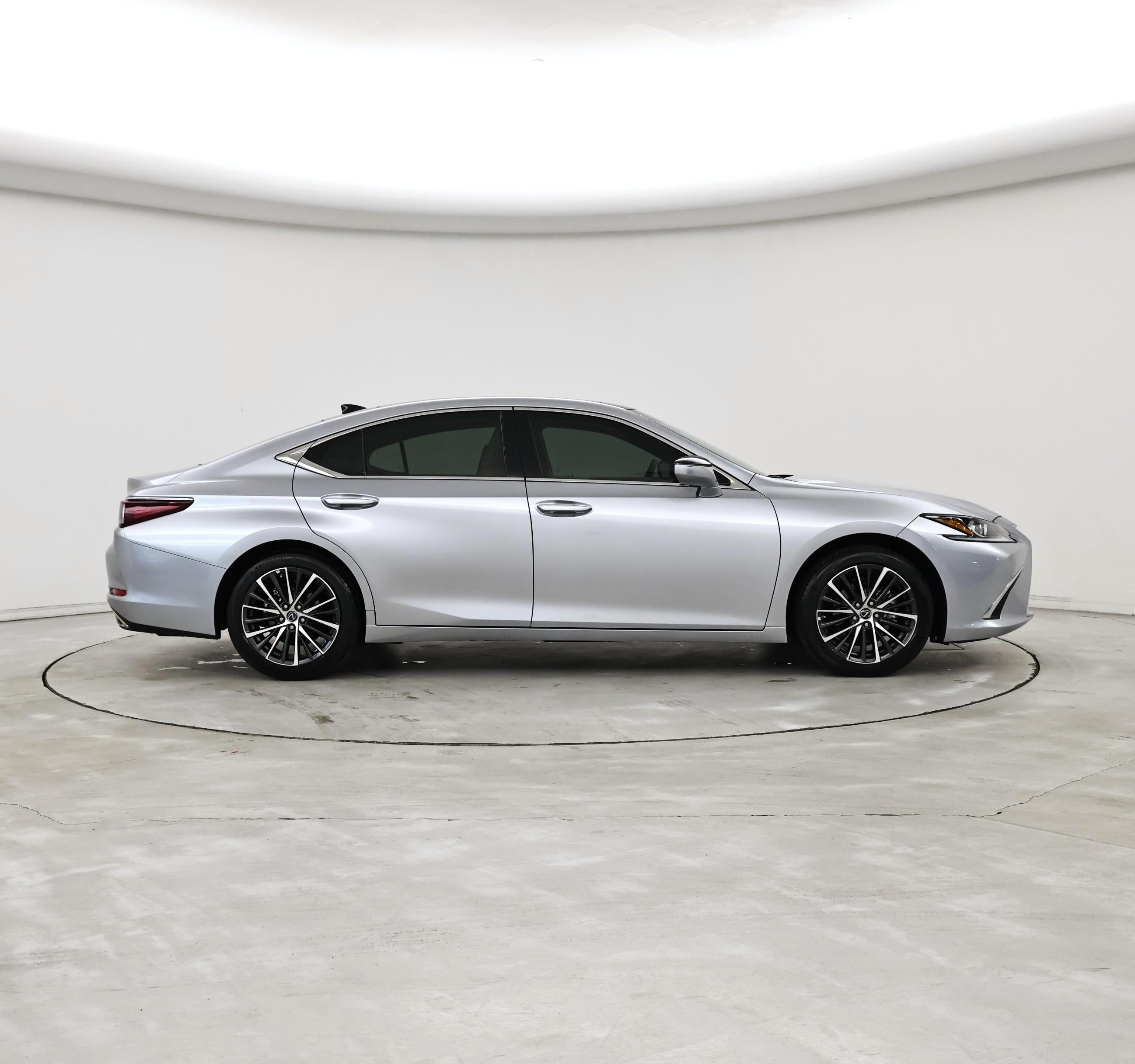 Thumbnail: 2025 Lexus ES - 7